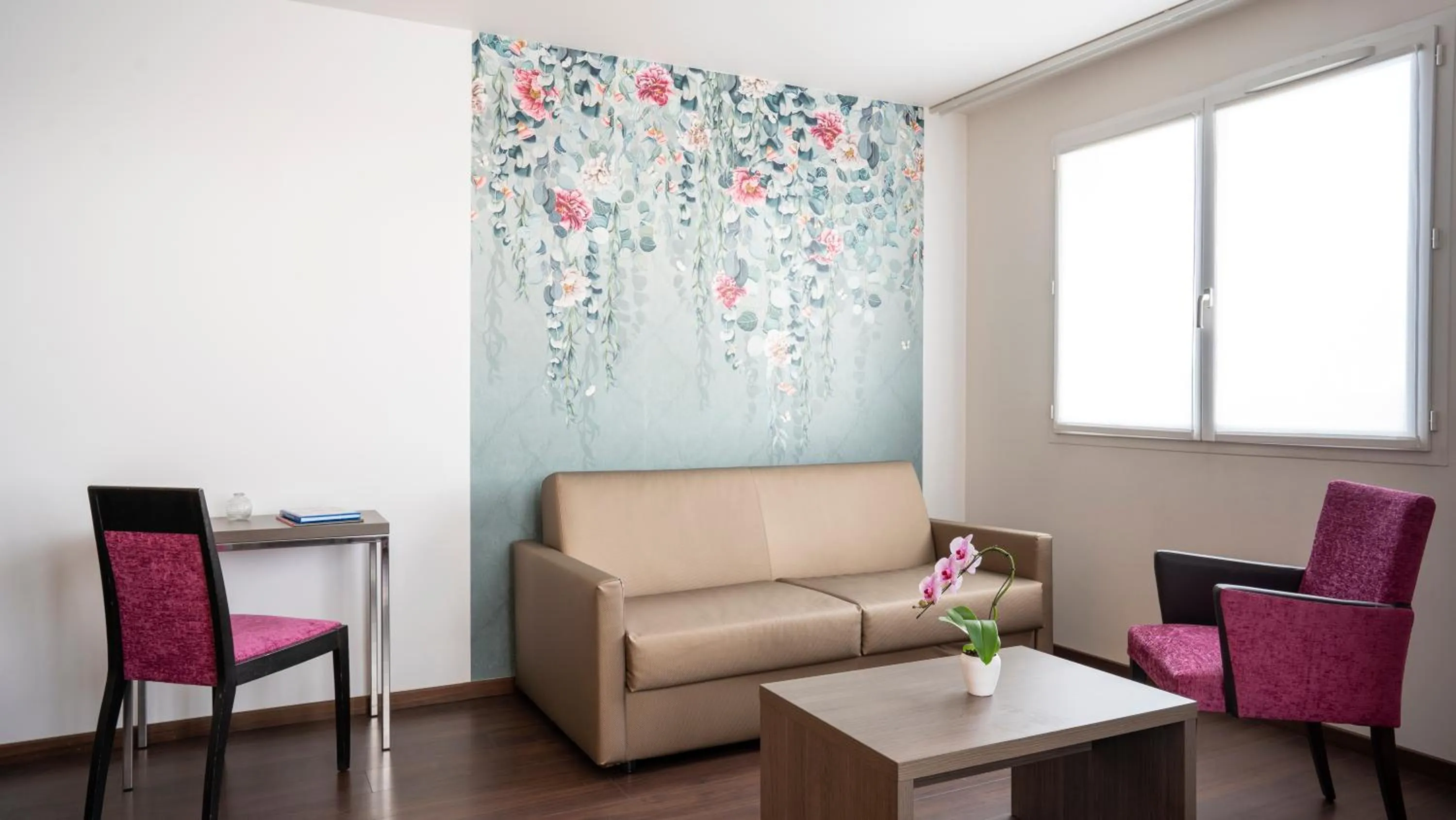 Seating area in Residhome Val d'Europe