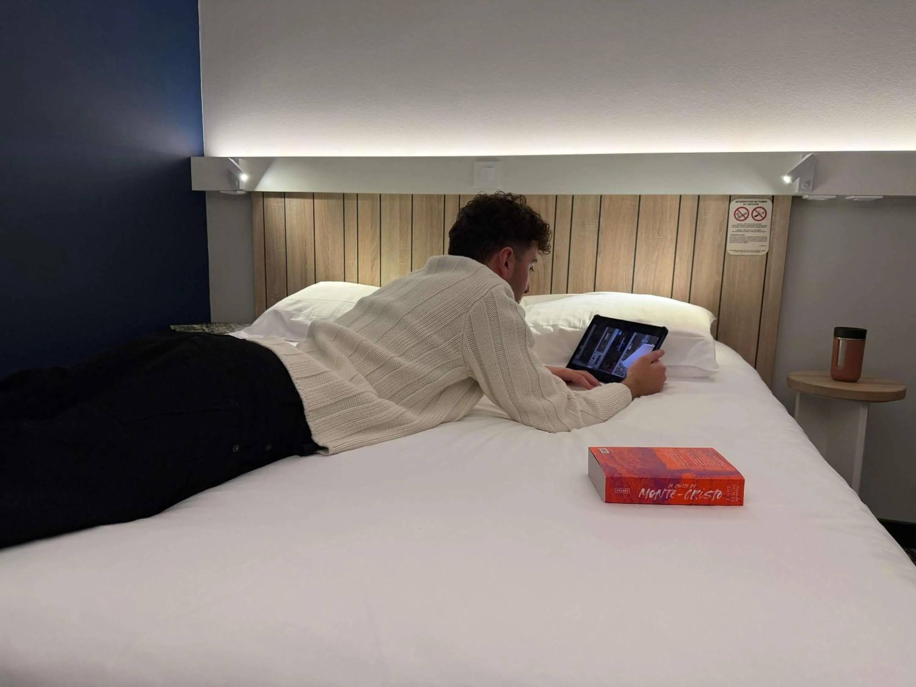 Bedroom, Bed in ibis Rennes Cesson