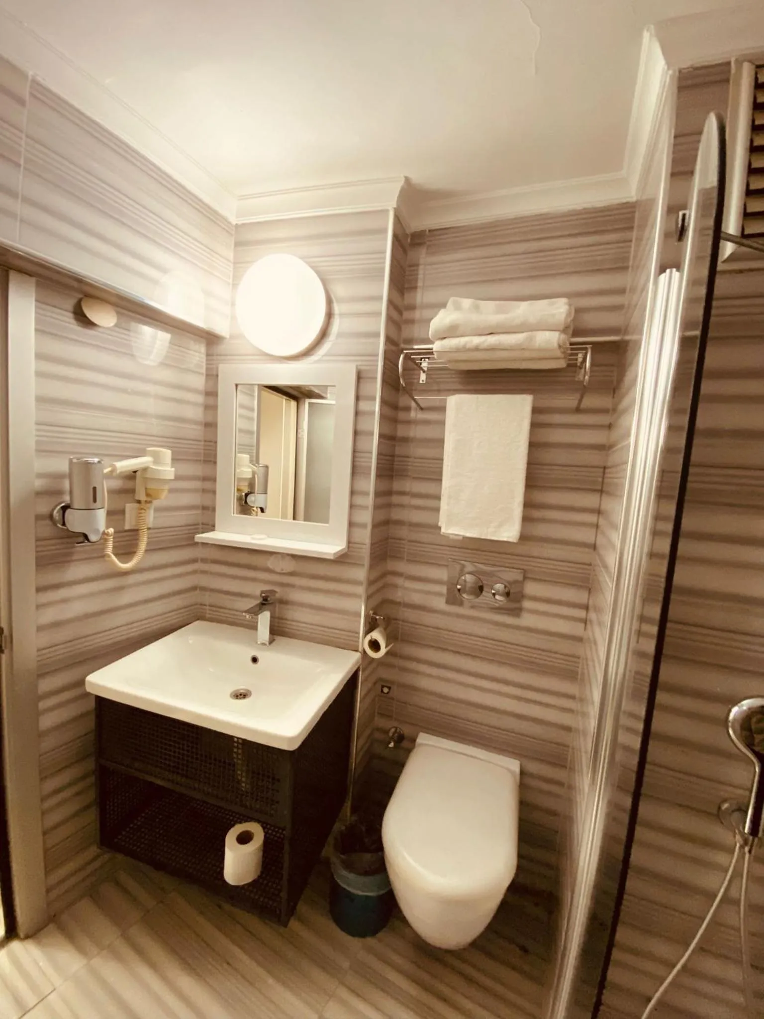 Bathroom in Grand Heykel Hotel