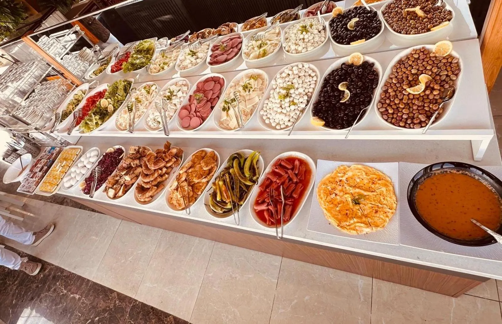 Buffet breakfast in Grand Heykel Hotel