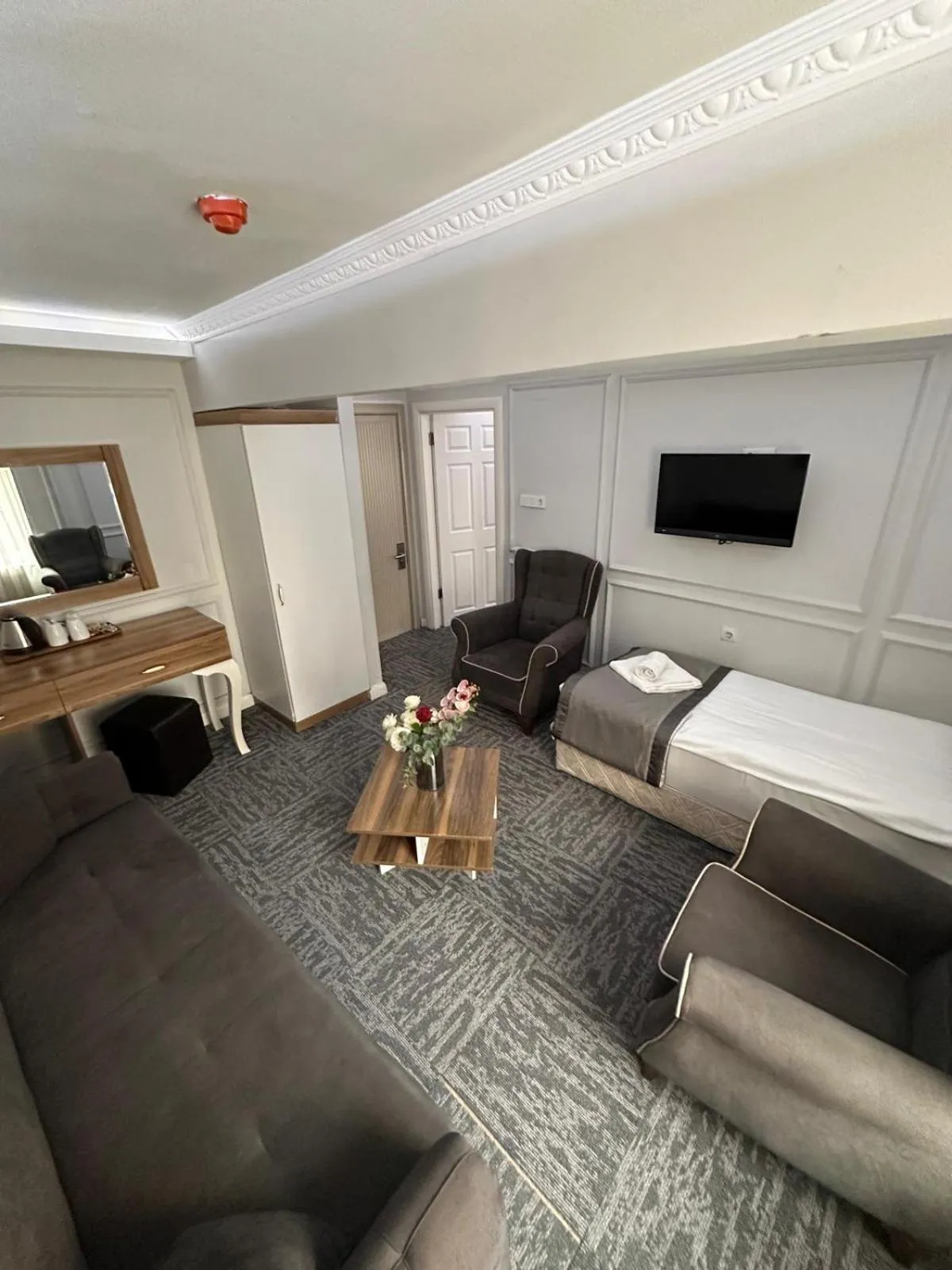 Photo of the whole room in Grand Heykel Hotel