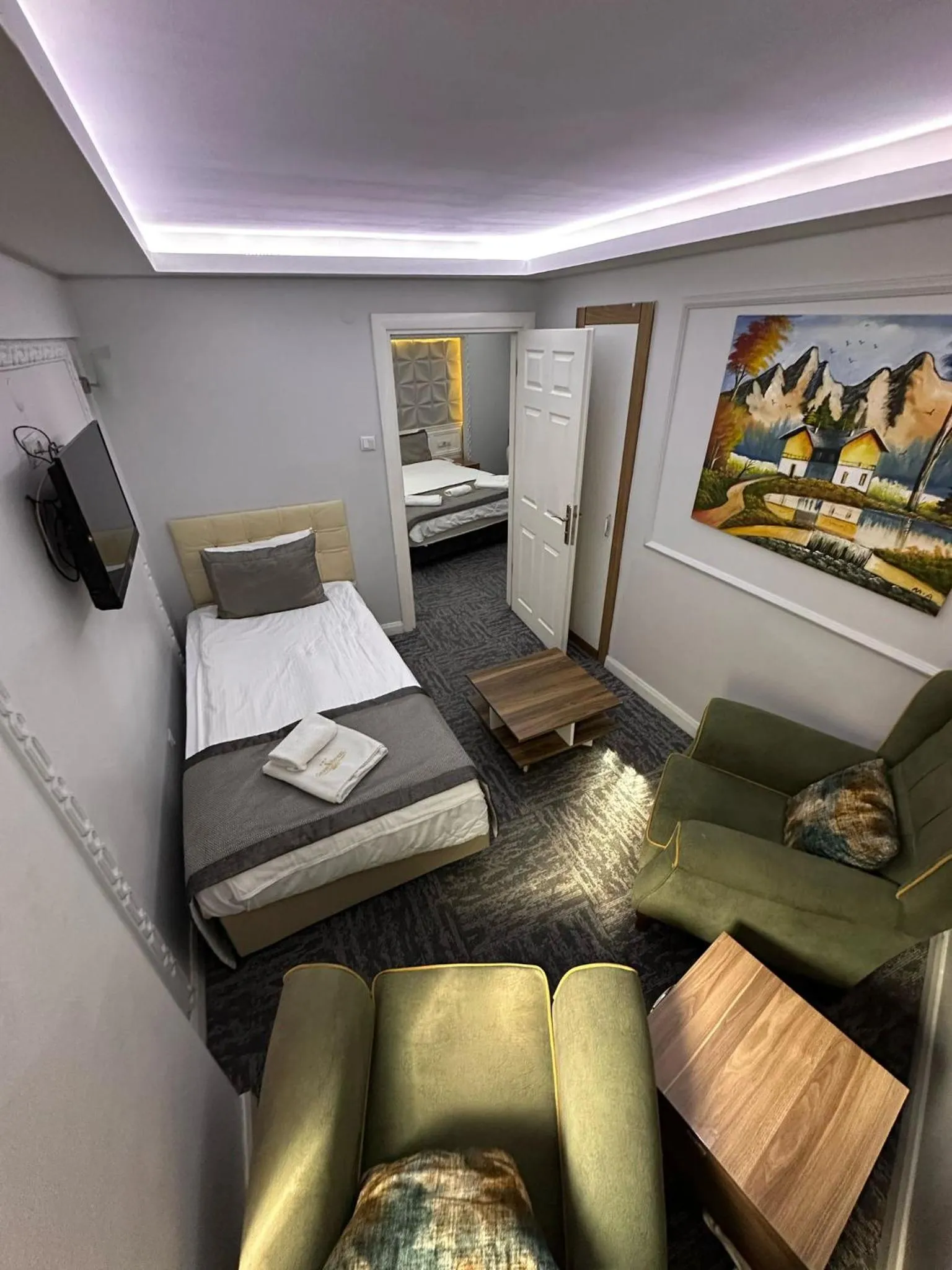 Photo of the whole room, Bed in Grand Heykel Hotel