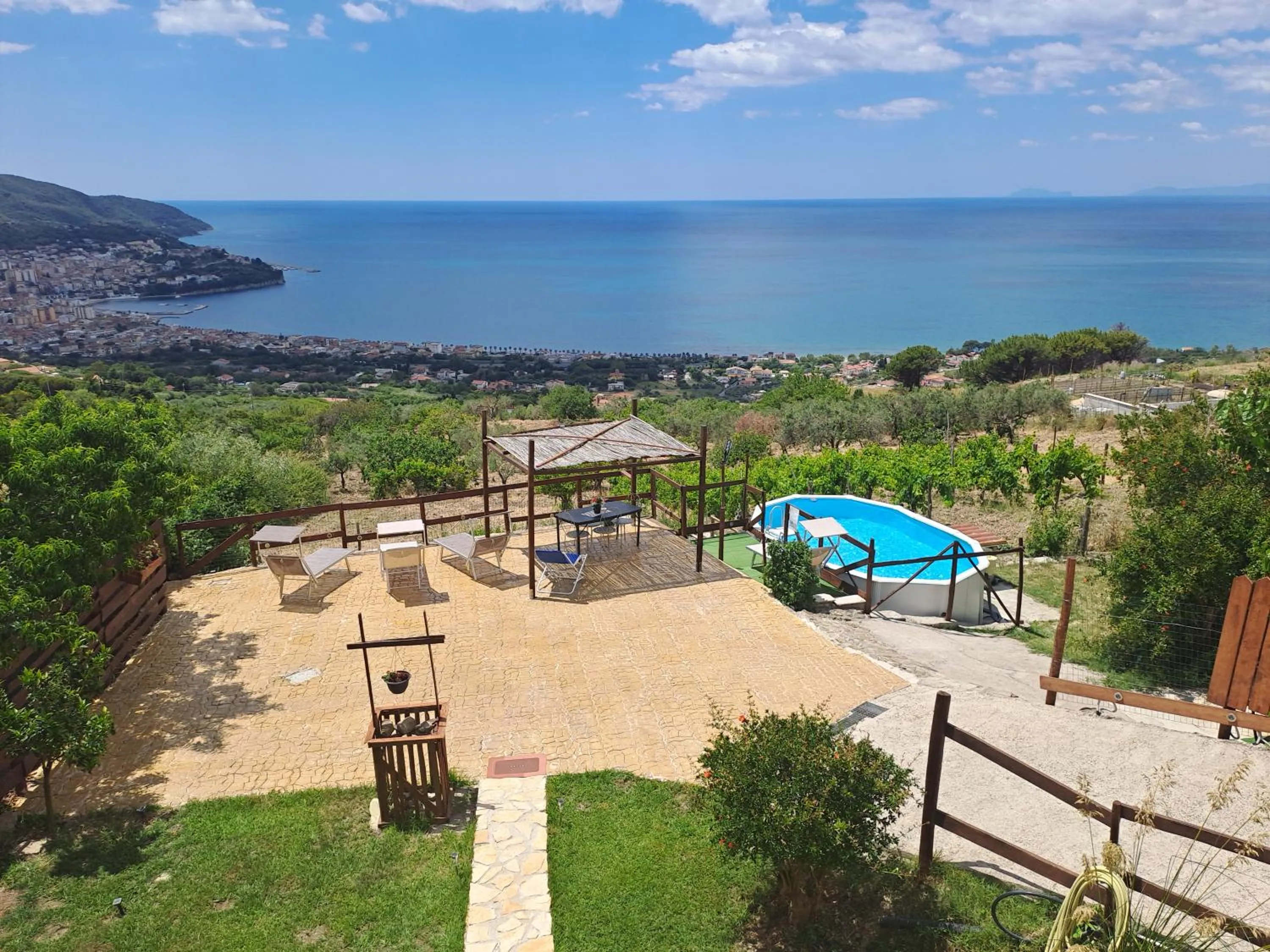 Patio in Una terrazza sul mare
