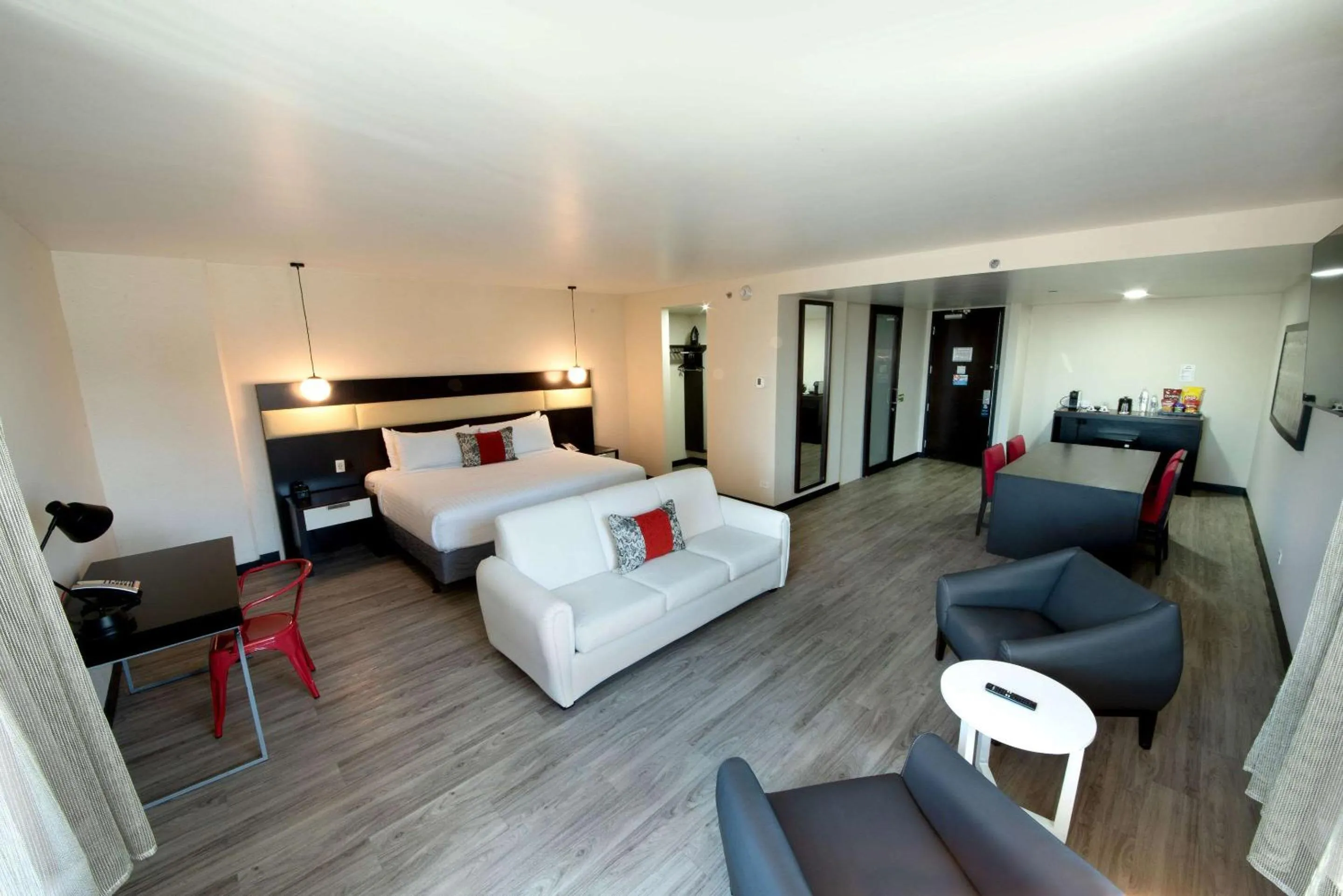 TV and multimedia, Bed in D Sabana Hotel San José