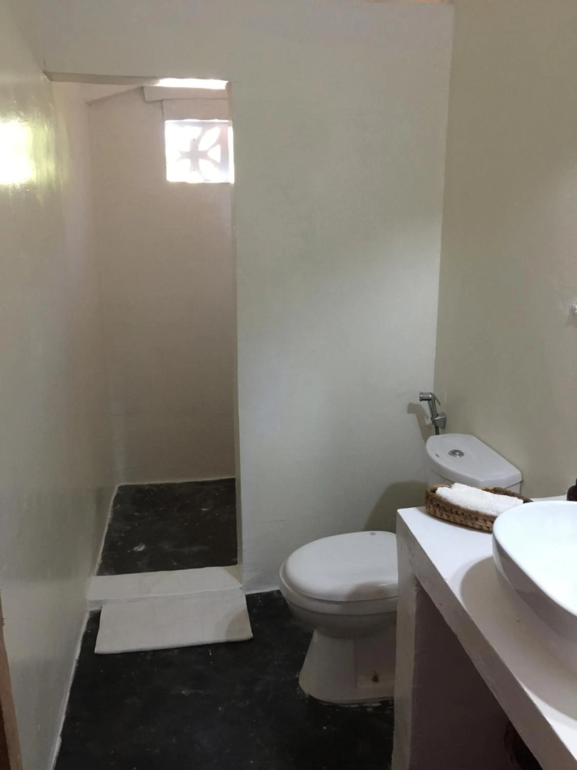 Bathroom in Nungwi Getaway