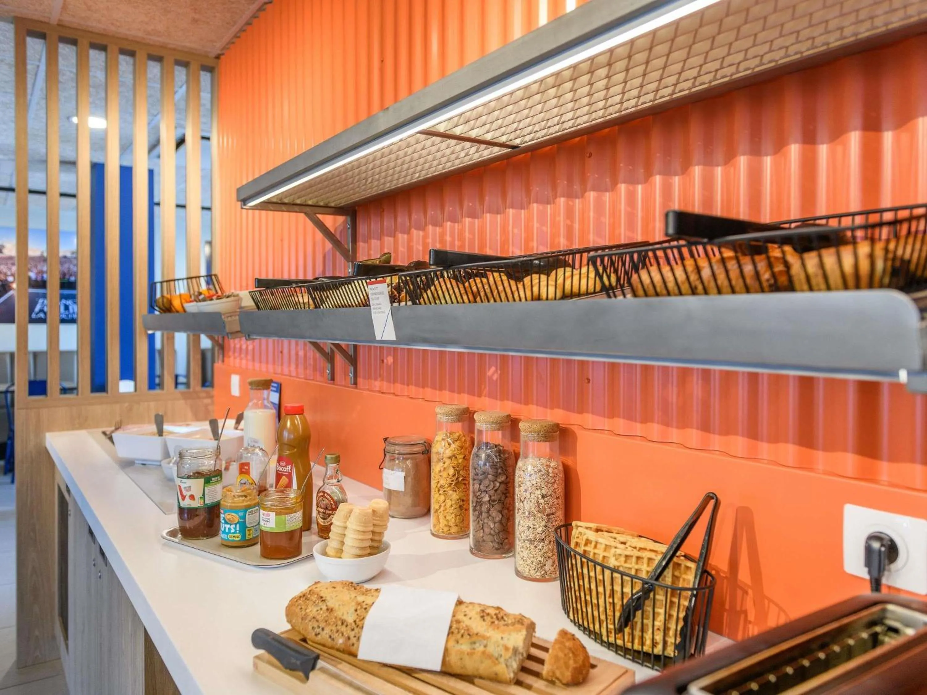 Breakfast in Ibis Budget La Rochelle Puilboreau