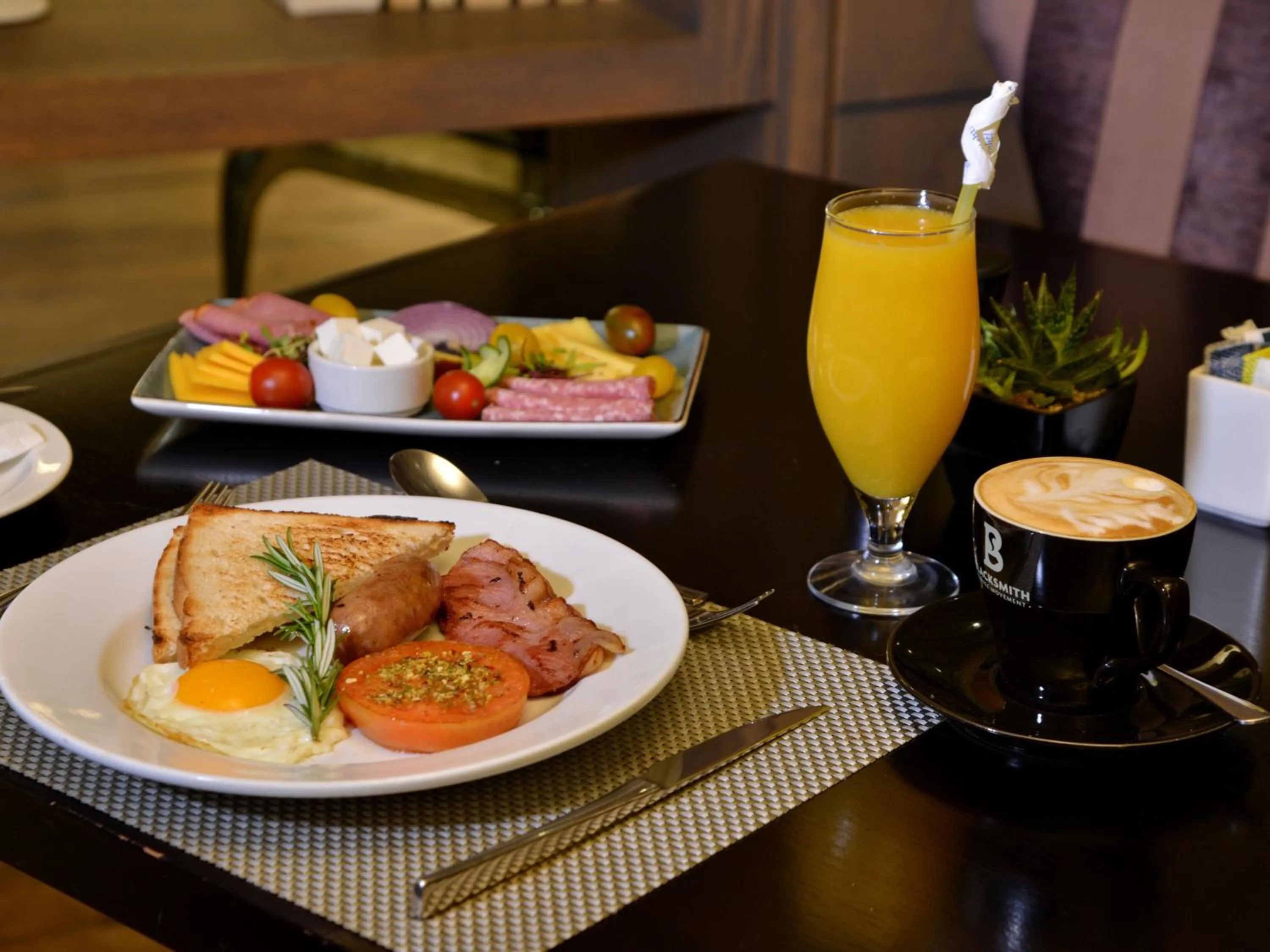 Food and drinks in ANEW Hotel Hatfield Pretoria