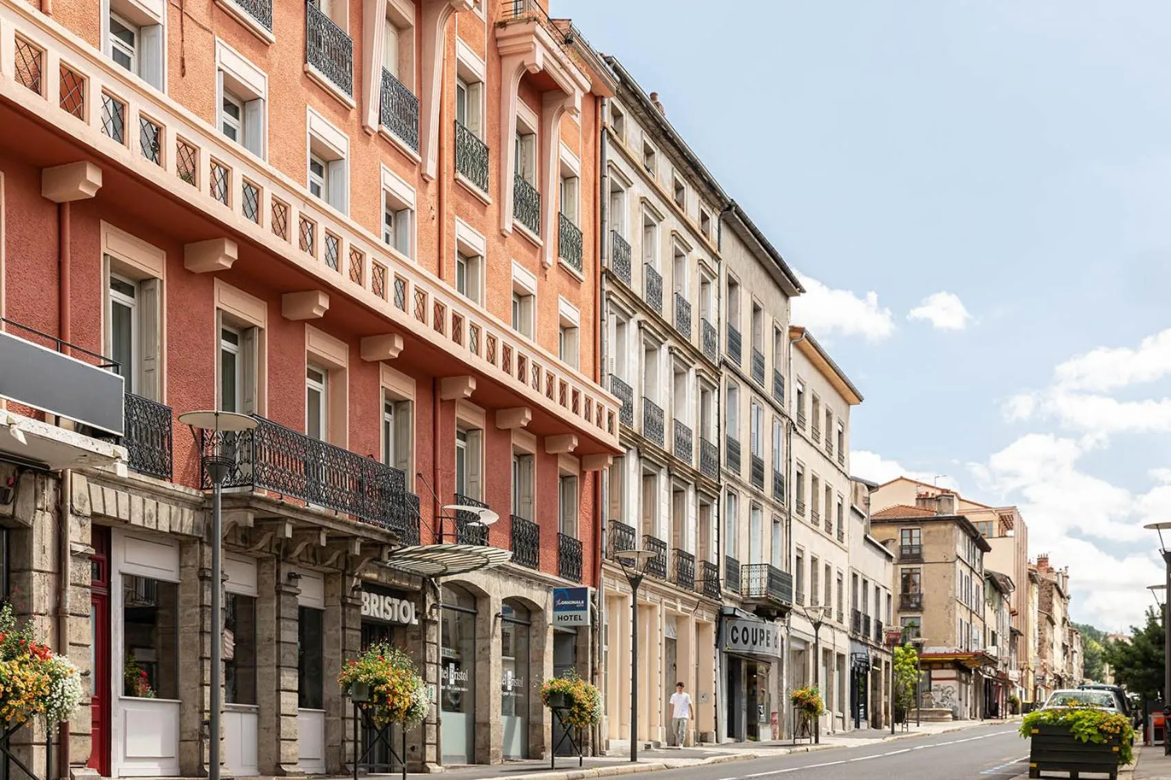 Property building in The Originals City, Hôtel Bristol, Le Puy-en-Velay