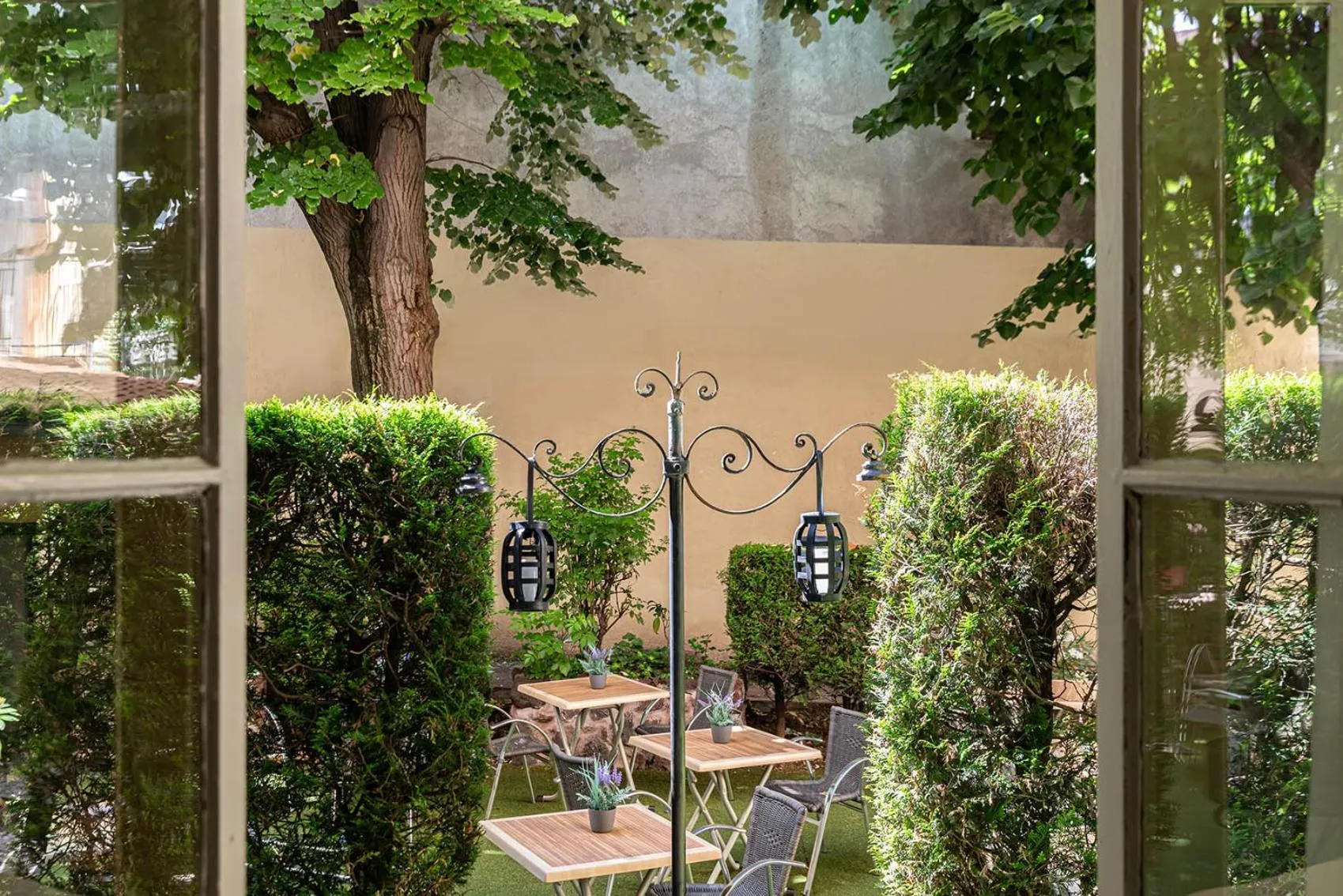 Restaurant/places to eat in The Originals City, Hôtel Bristol, Le Puy-en-Velay