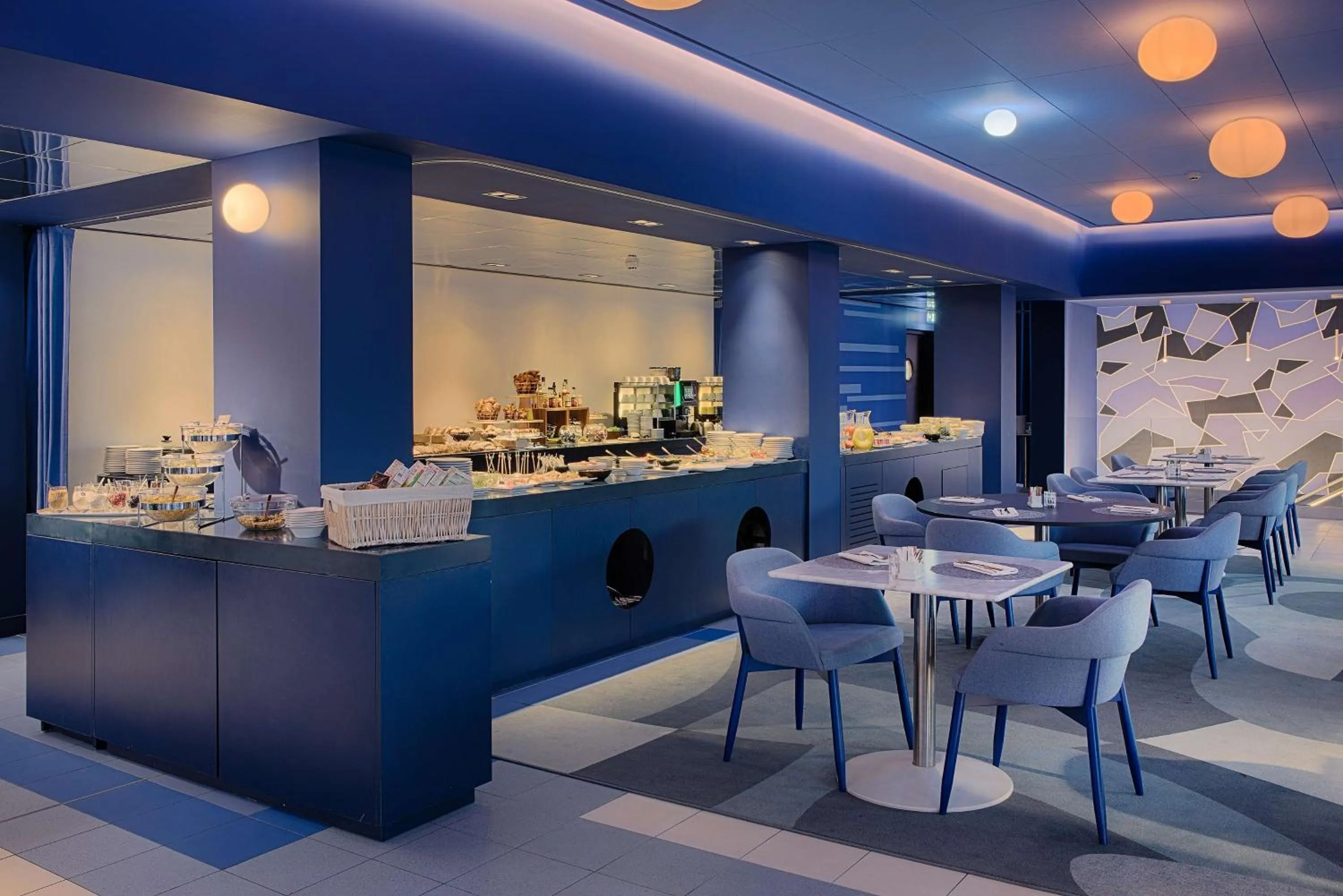 Breakfast in nhow Marseille