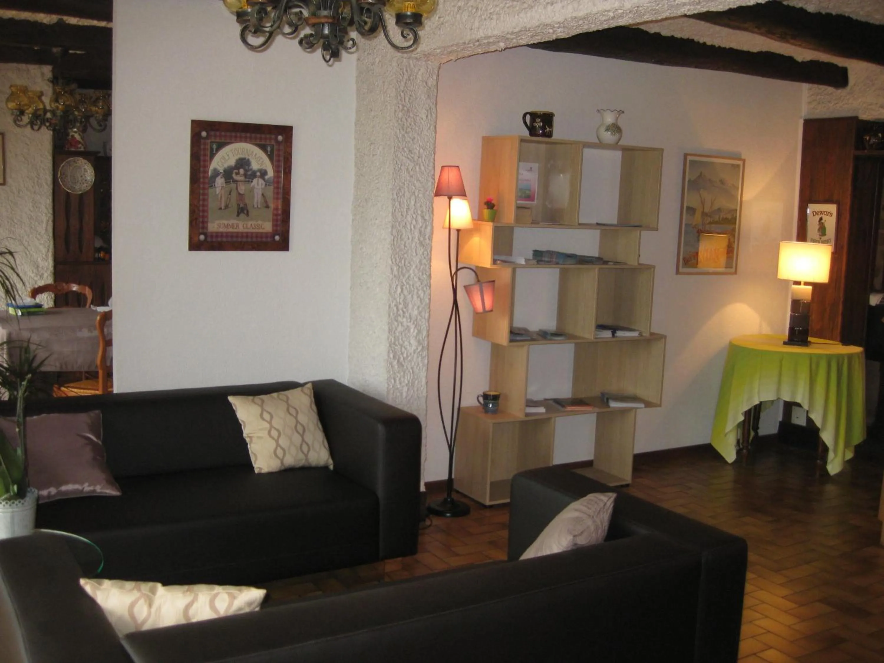 Lobby or reception in Hôtel Les Pavillons du Golf