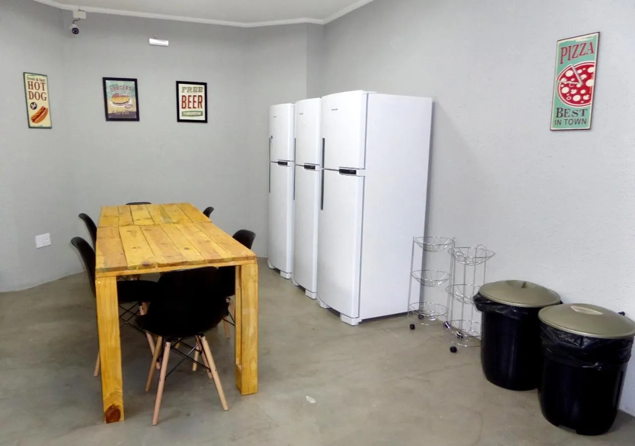 Communal kitchen in Visto Hostel