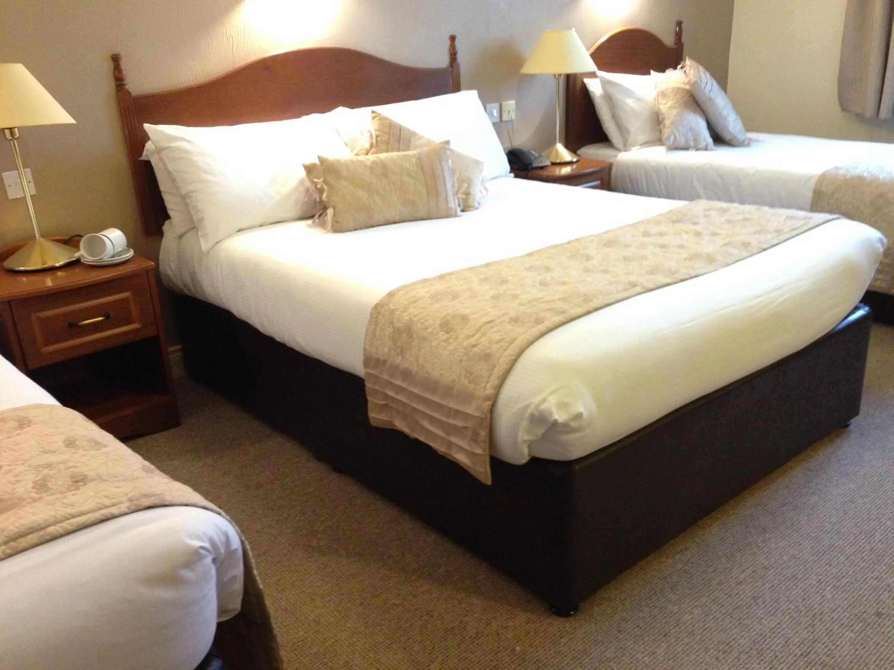 Bedroom, Bed in Hotel Curracloe