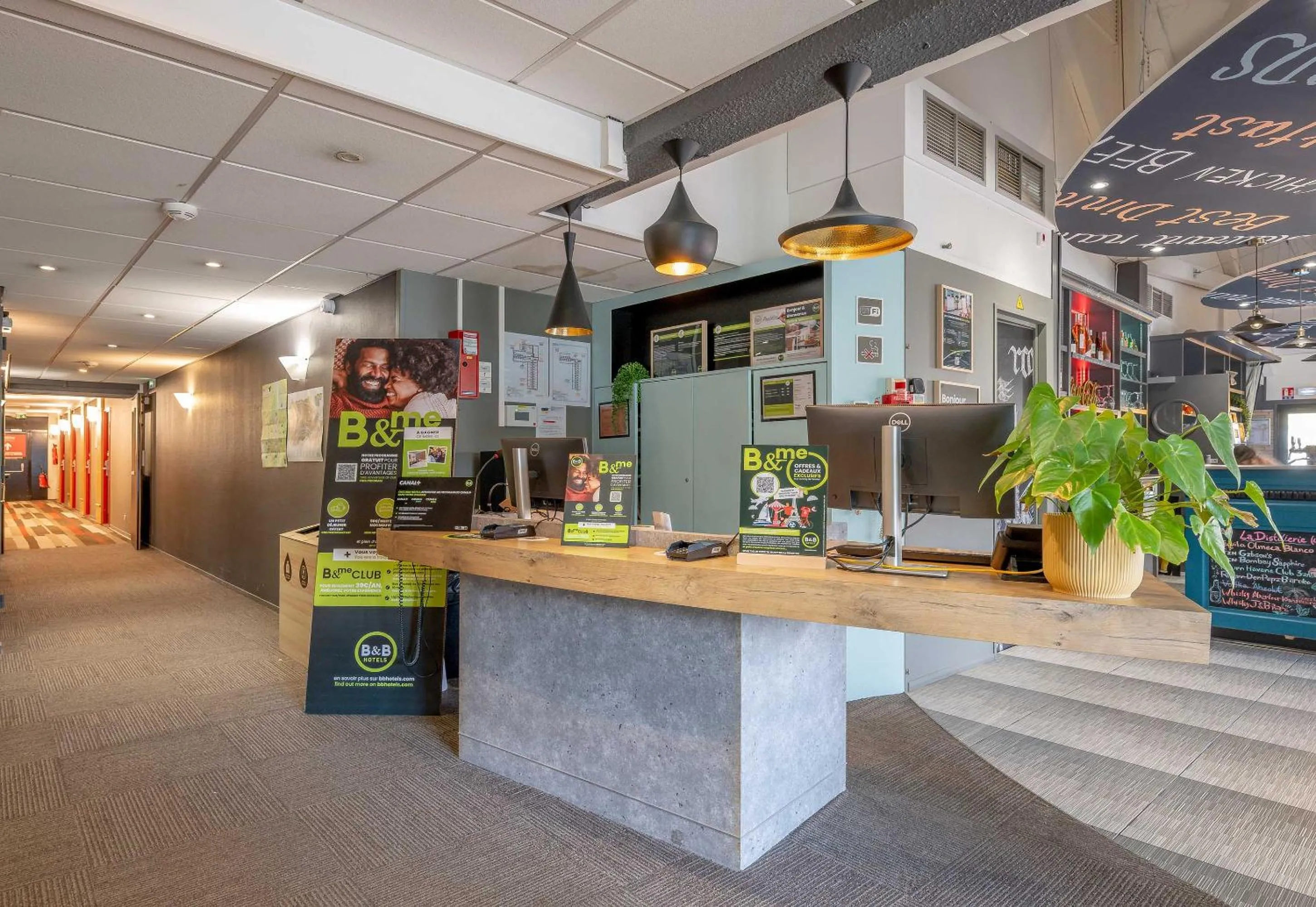 Lounge or bar in B&B HOTEL Bordeaux Mérignac Cadera Aéroport