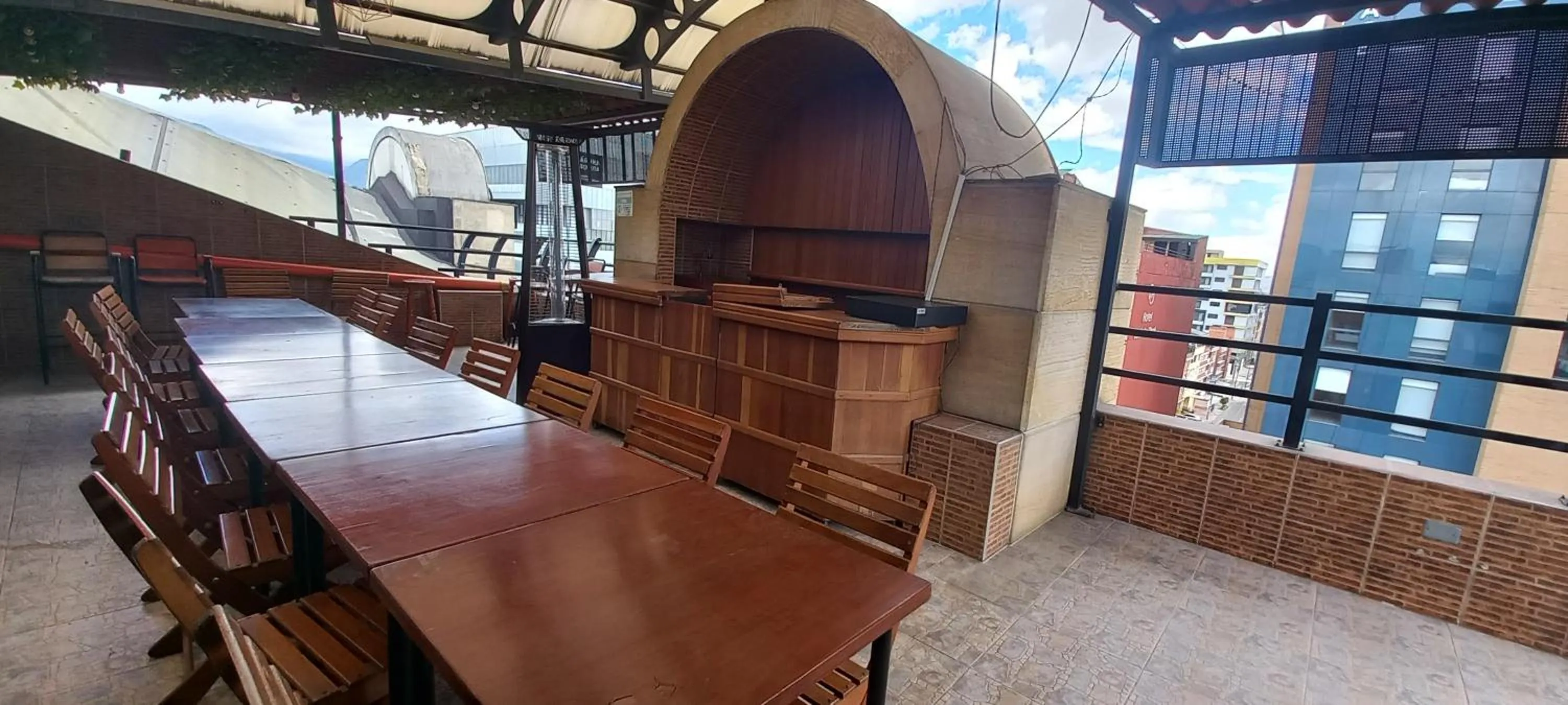 Property building in Hotel Splendor by Friends Company