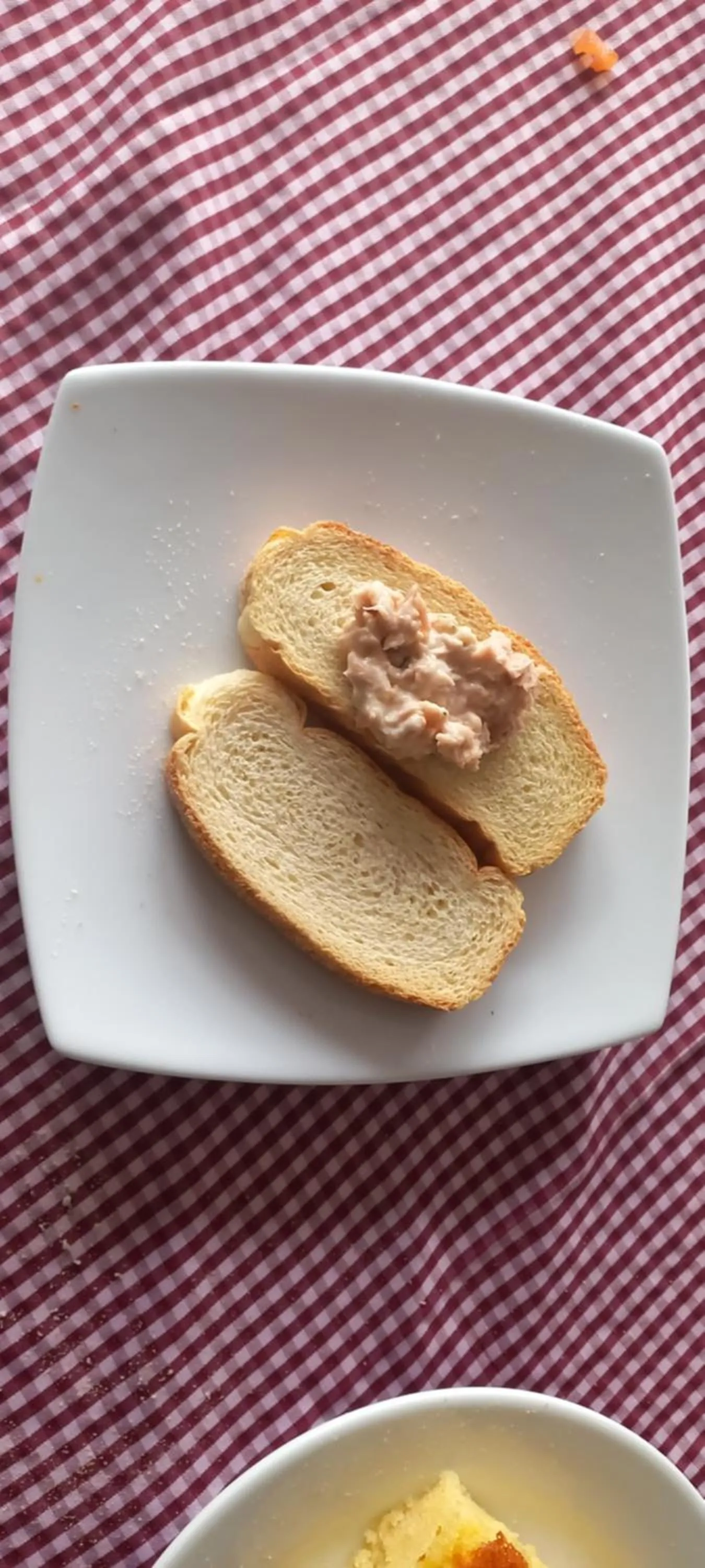 Breakfast in Hotel Splendor by Friends Company