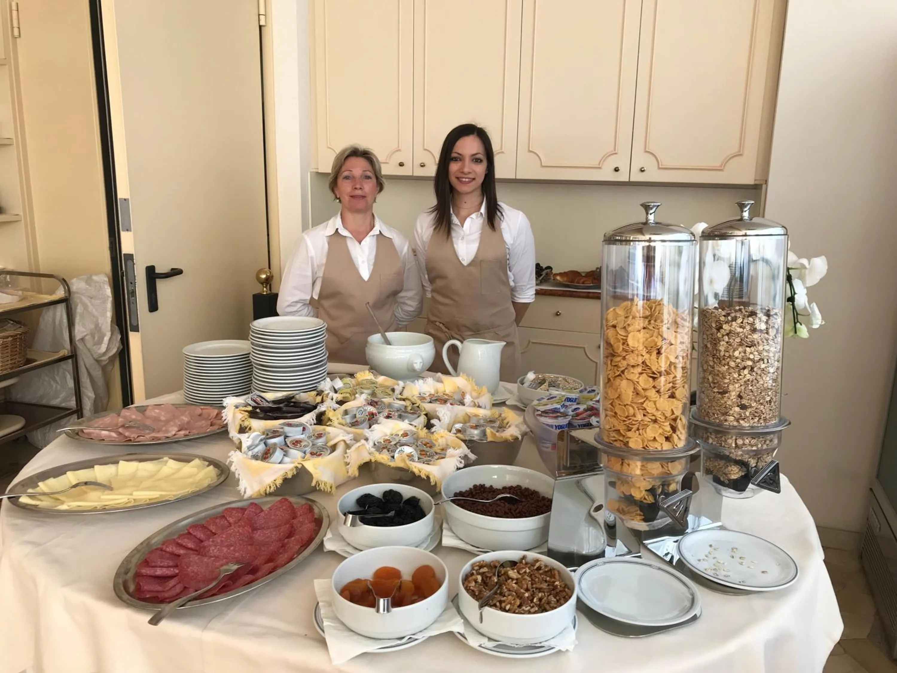 Breakfast in Hotel Excelsior