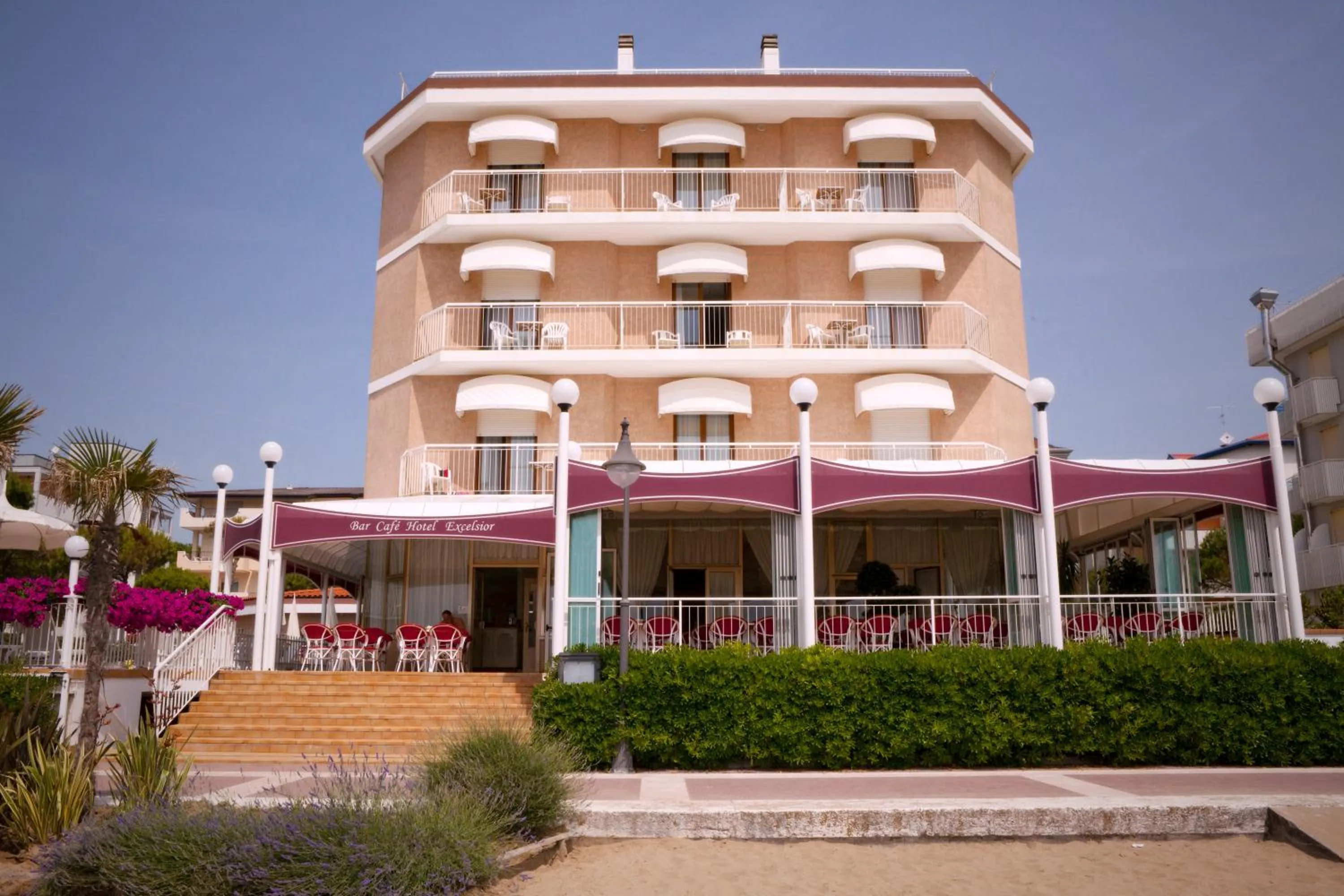 Facade/entrance in Hotel Excelsior