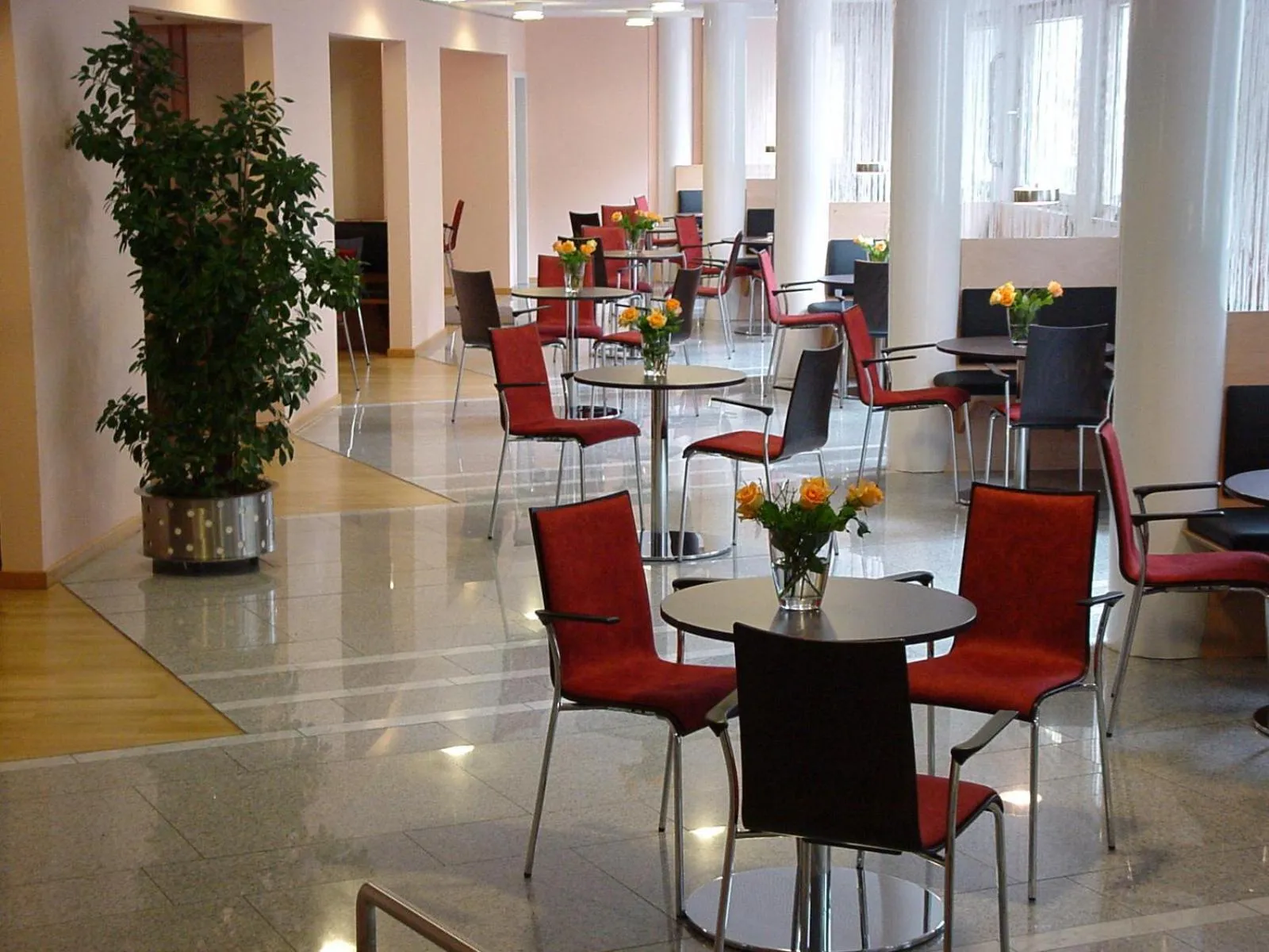 Lobby or reception in GenoHotel Karlsruhe