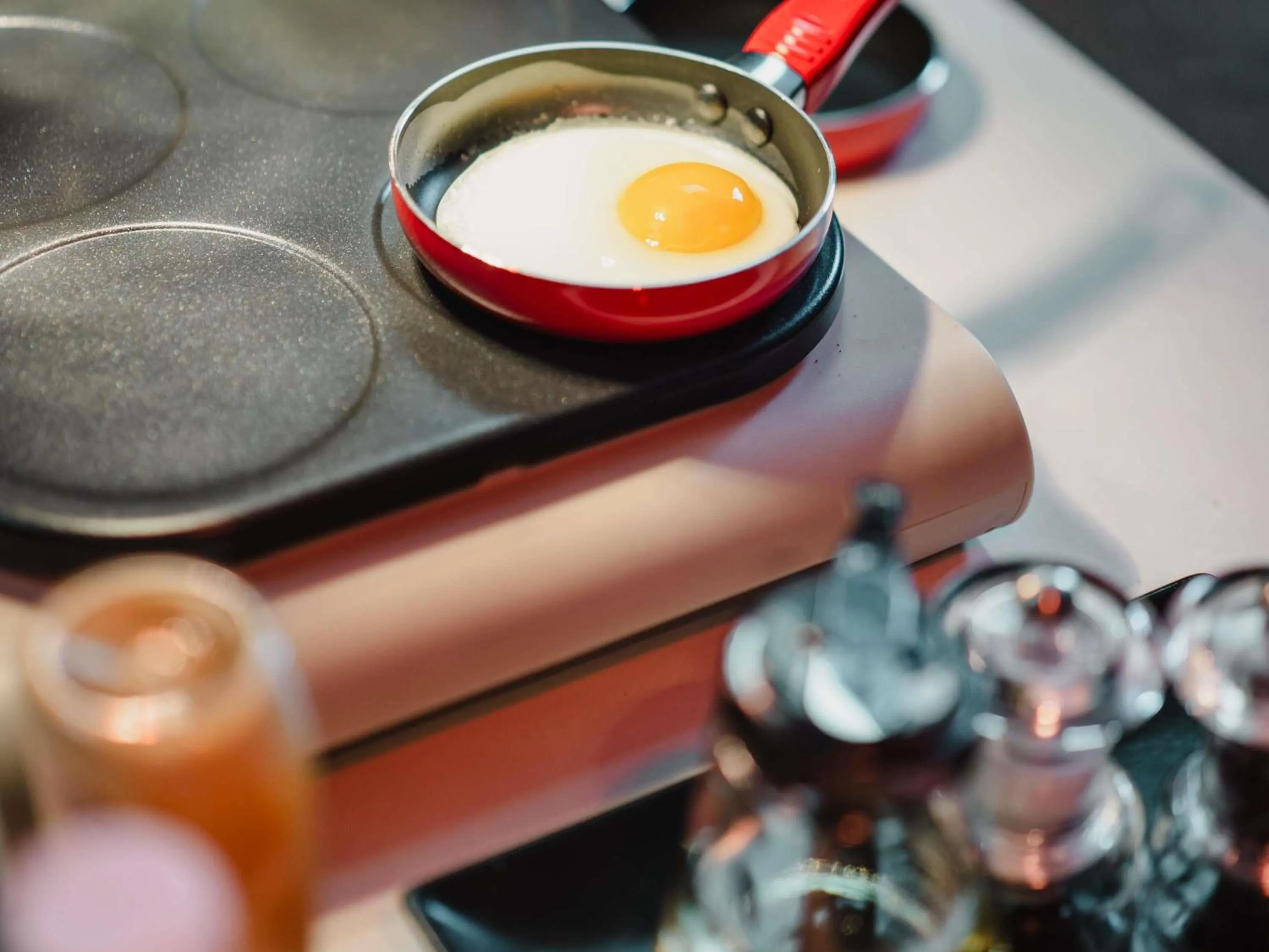 Breakfast in Hôtel Mercure Lille Aéroport