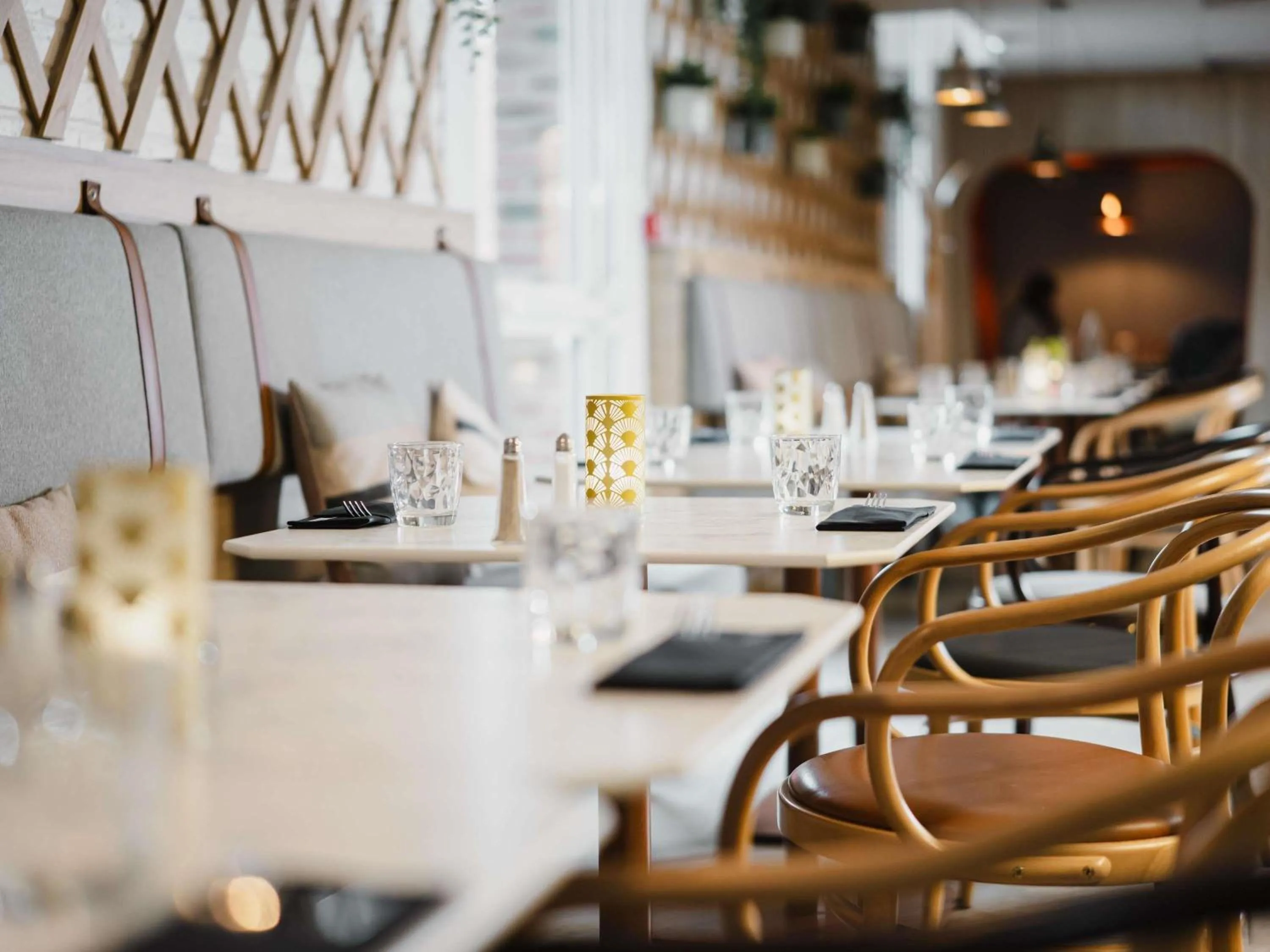 Restaurant/places to eat in Hôtel Mercure Lille Aéroport