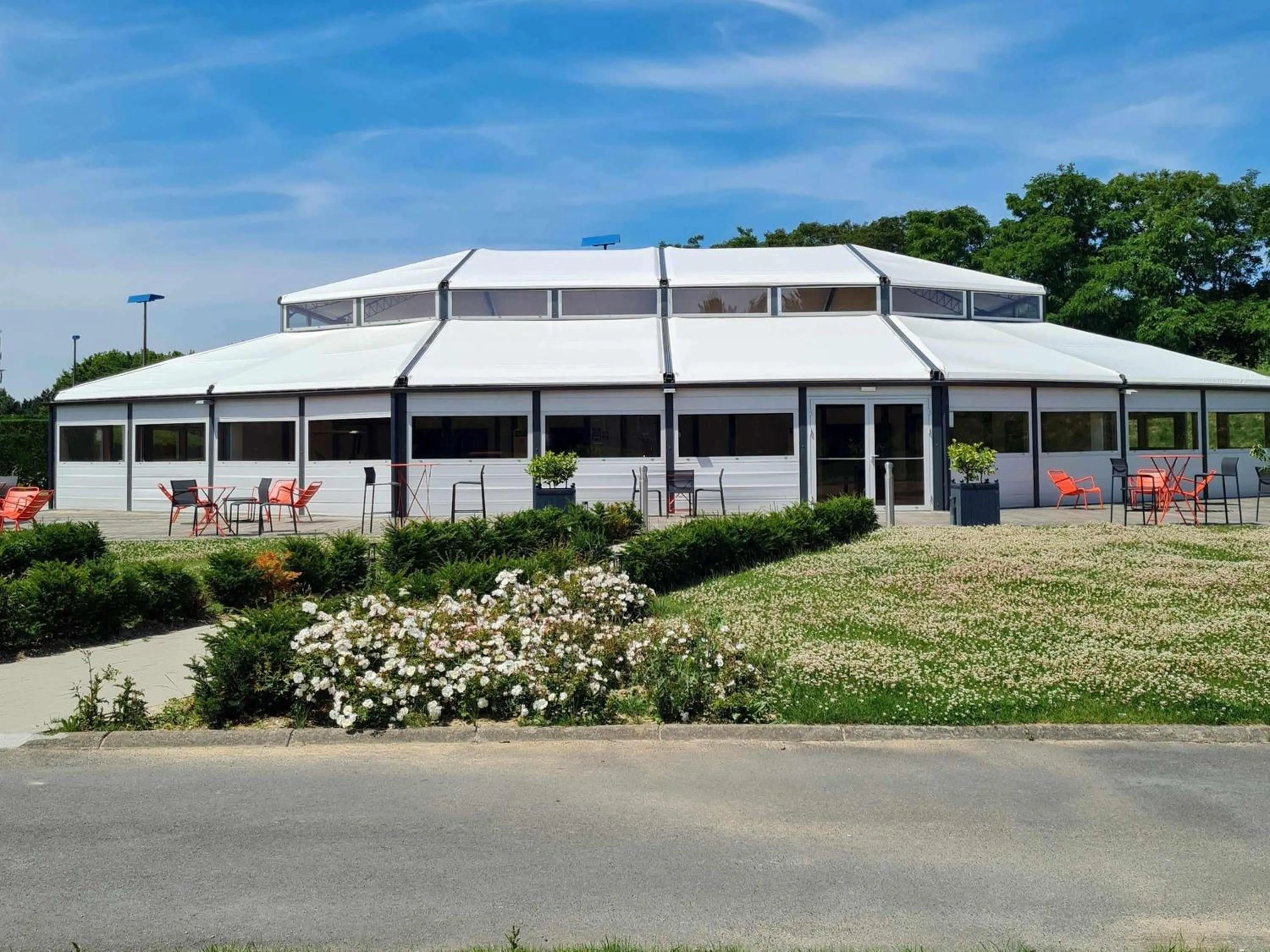 wedding in Hôtel Mercure Lille Aéroport