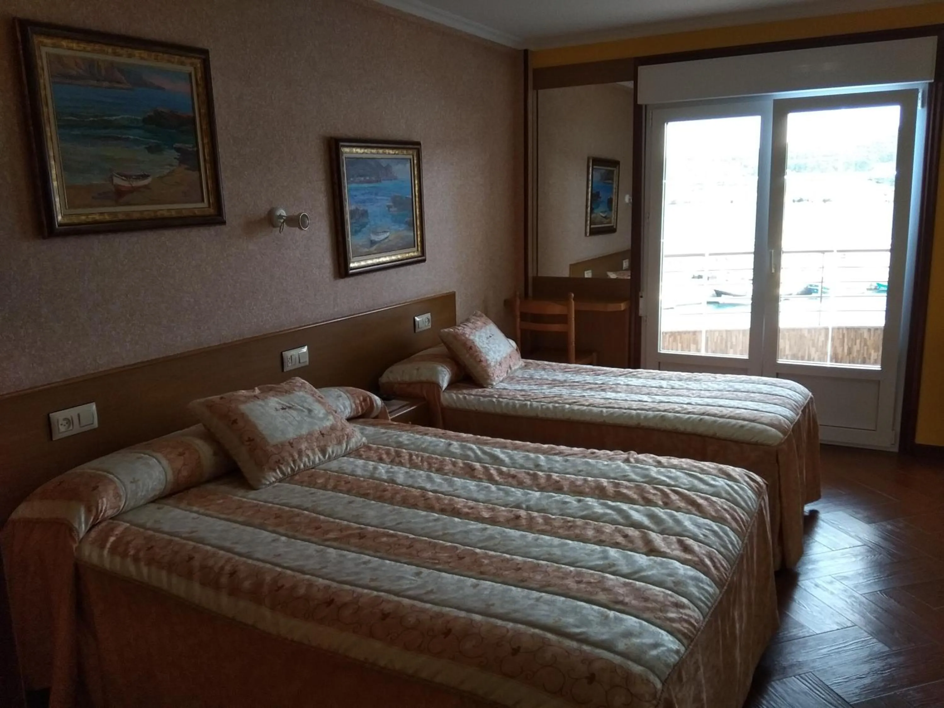 Hostal Residencia Bahía