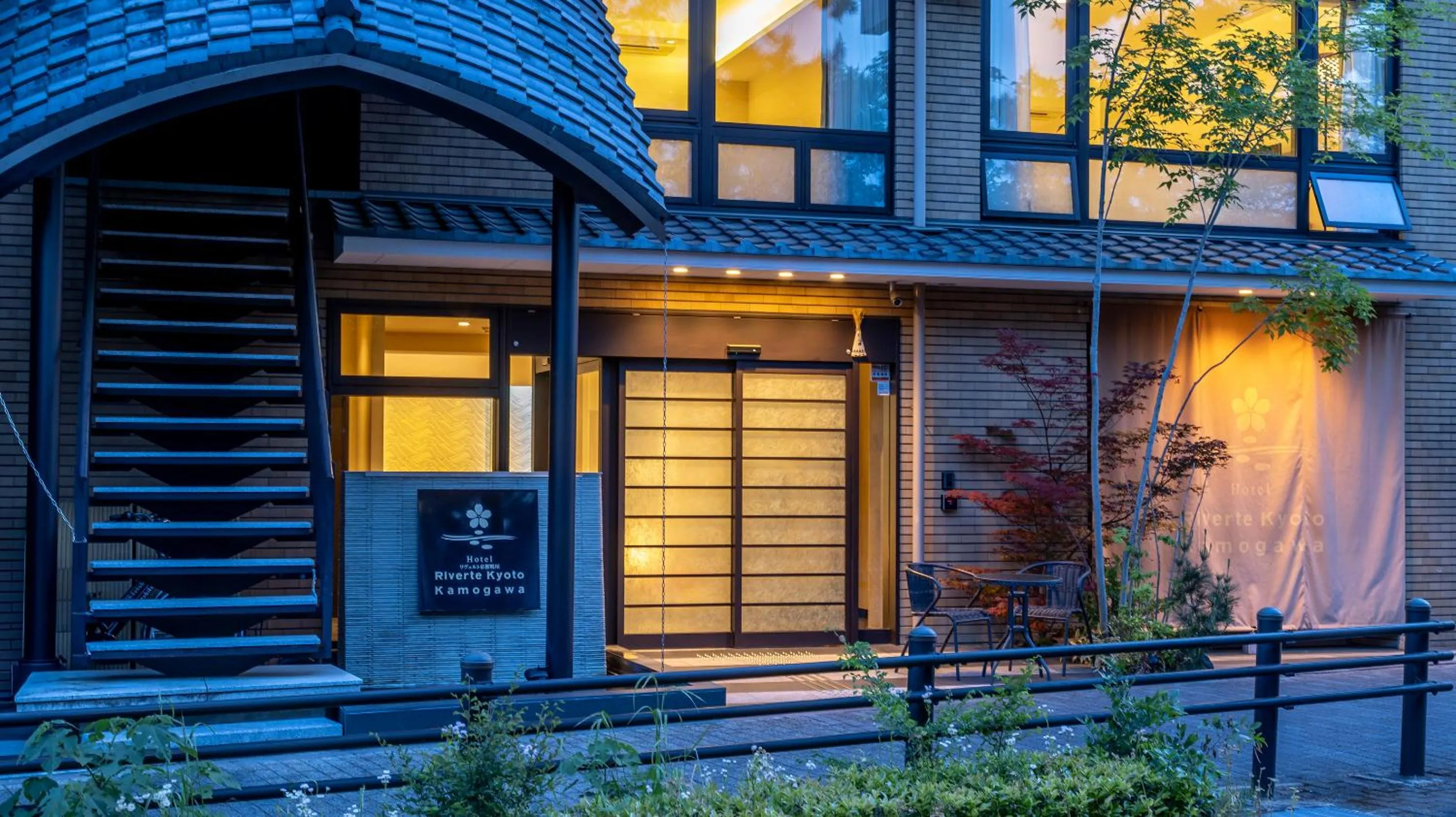 Property building in Riverte Kyoto Kamogawa