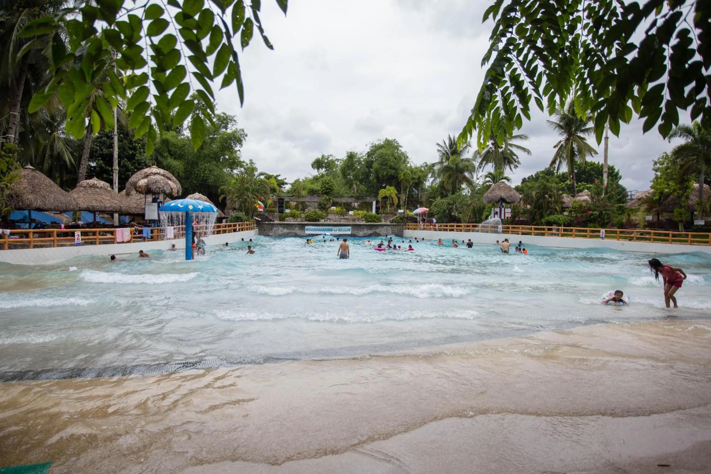 Swimming pool in Ciudad Christhia Resort, 9 Waves