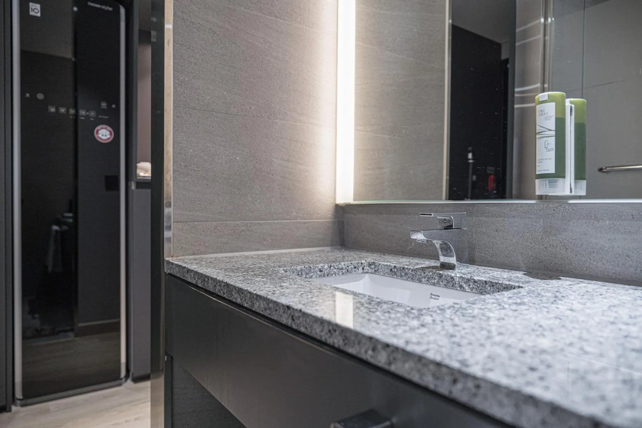 Shower in Rivertain Hotel Gyeongju