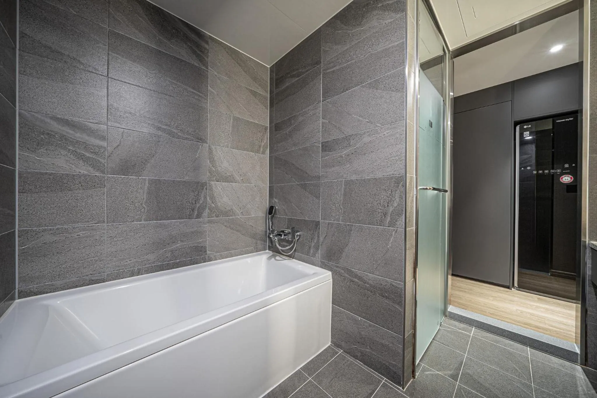 Shower in Rivertain Hotel Gyeongju