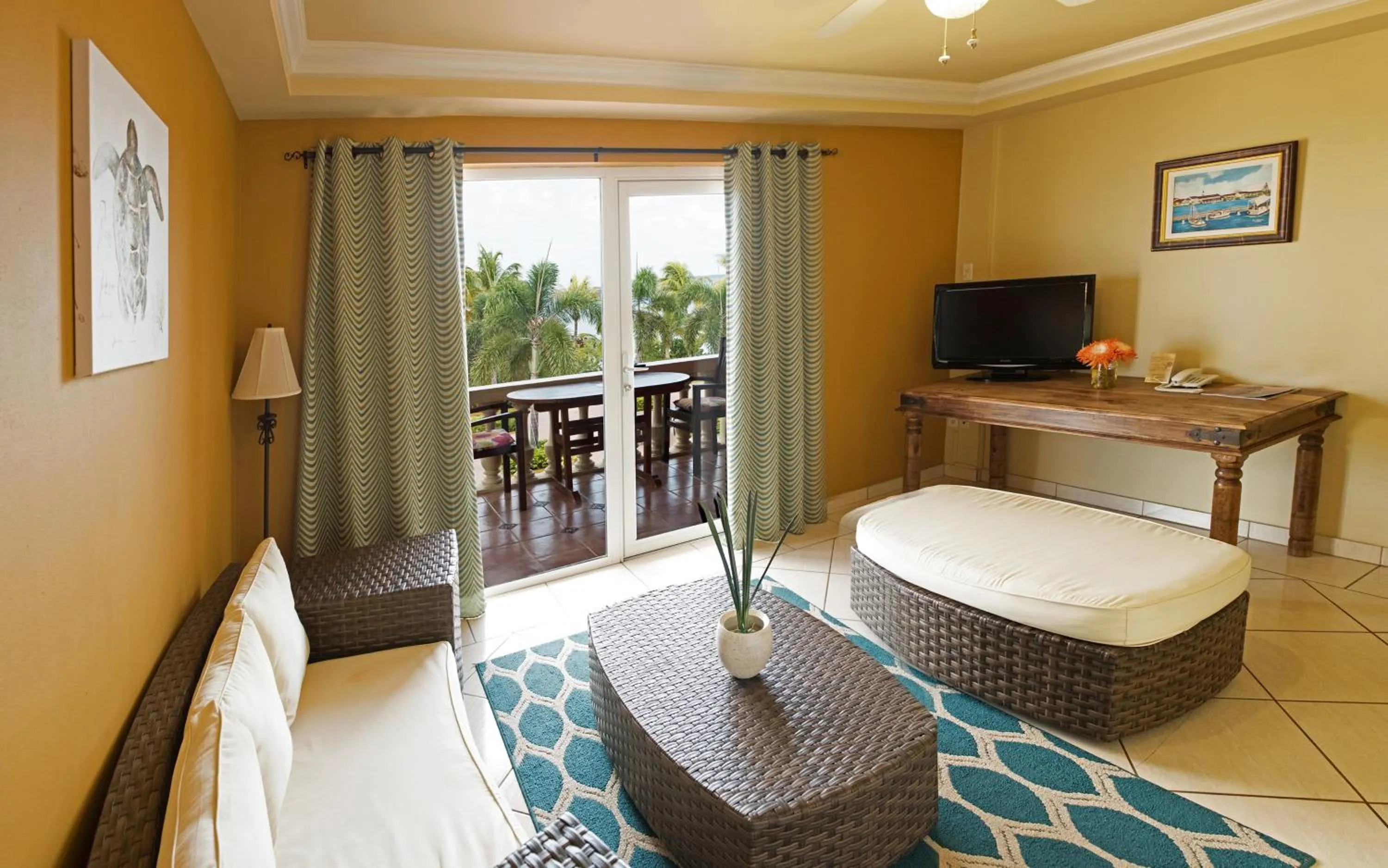 Living room in Aruba Surfside Marina