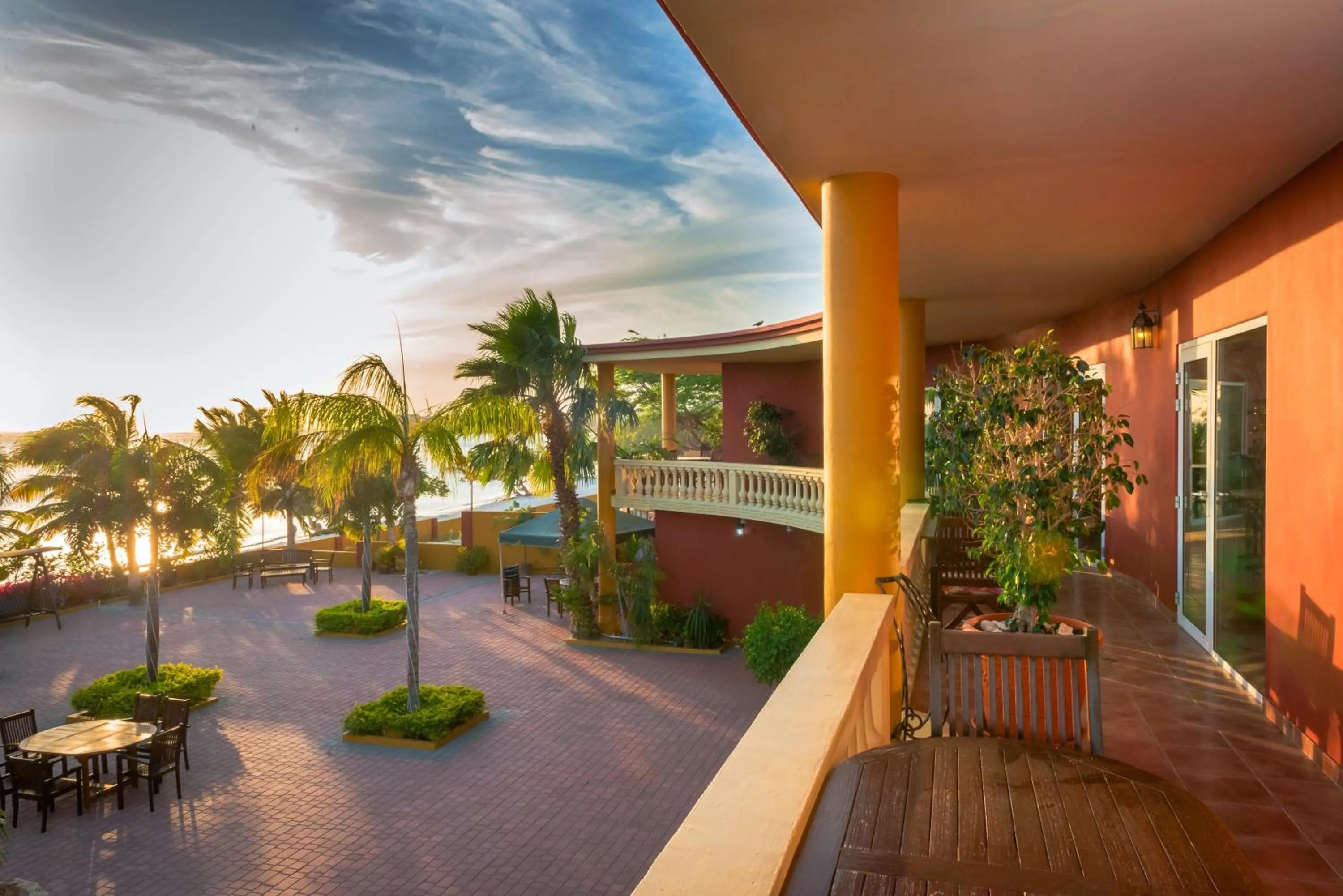 Garden in Aruba Surfside Marina