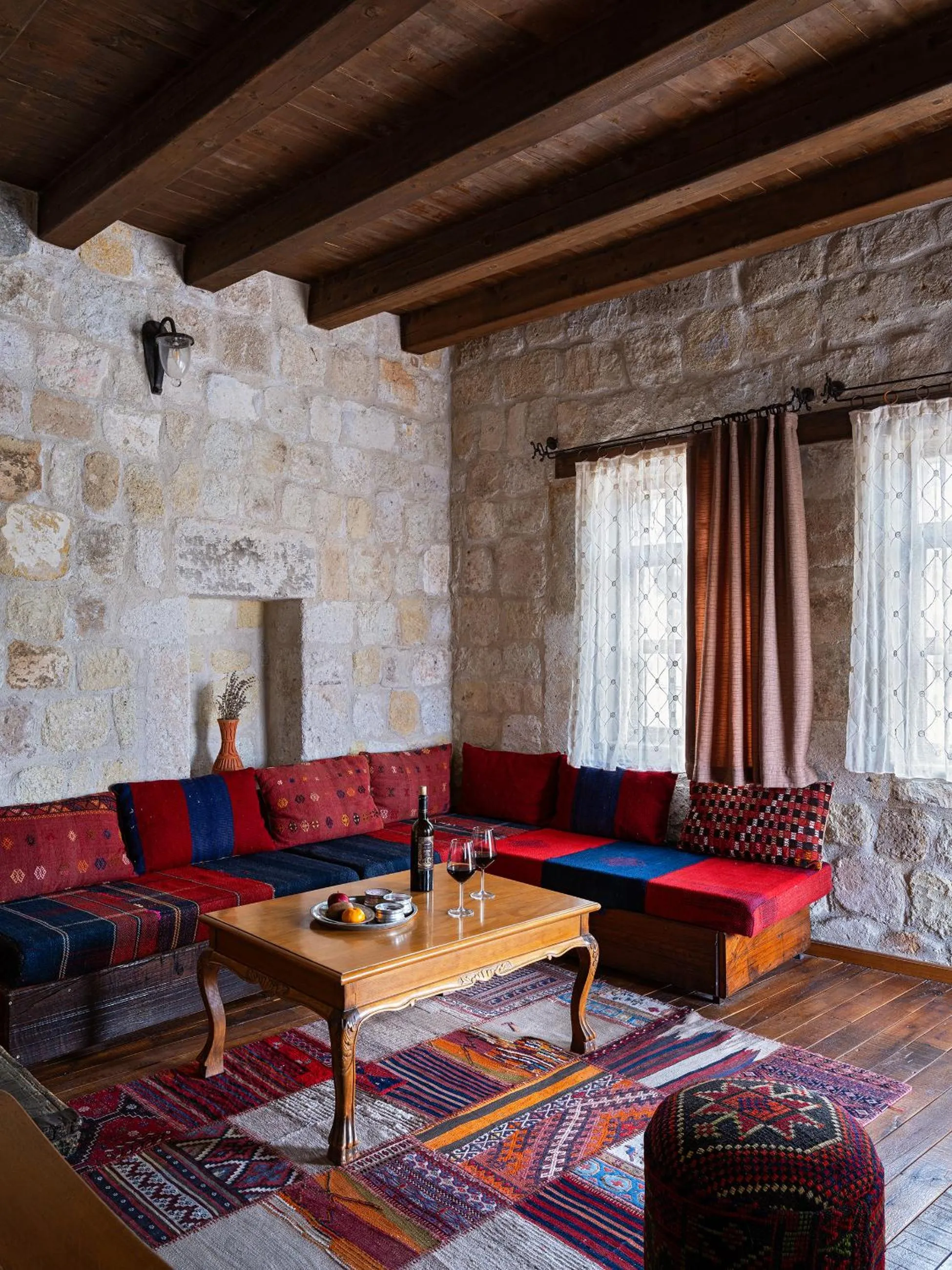 Living room in Aza Cave Cappadocia Adult Hotel