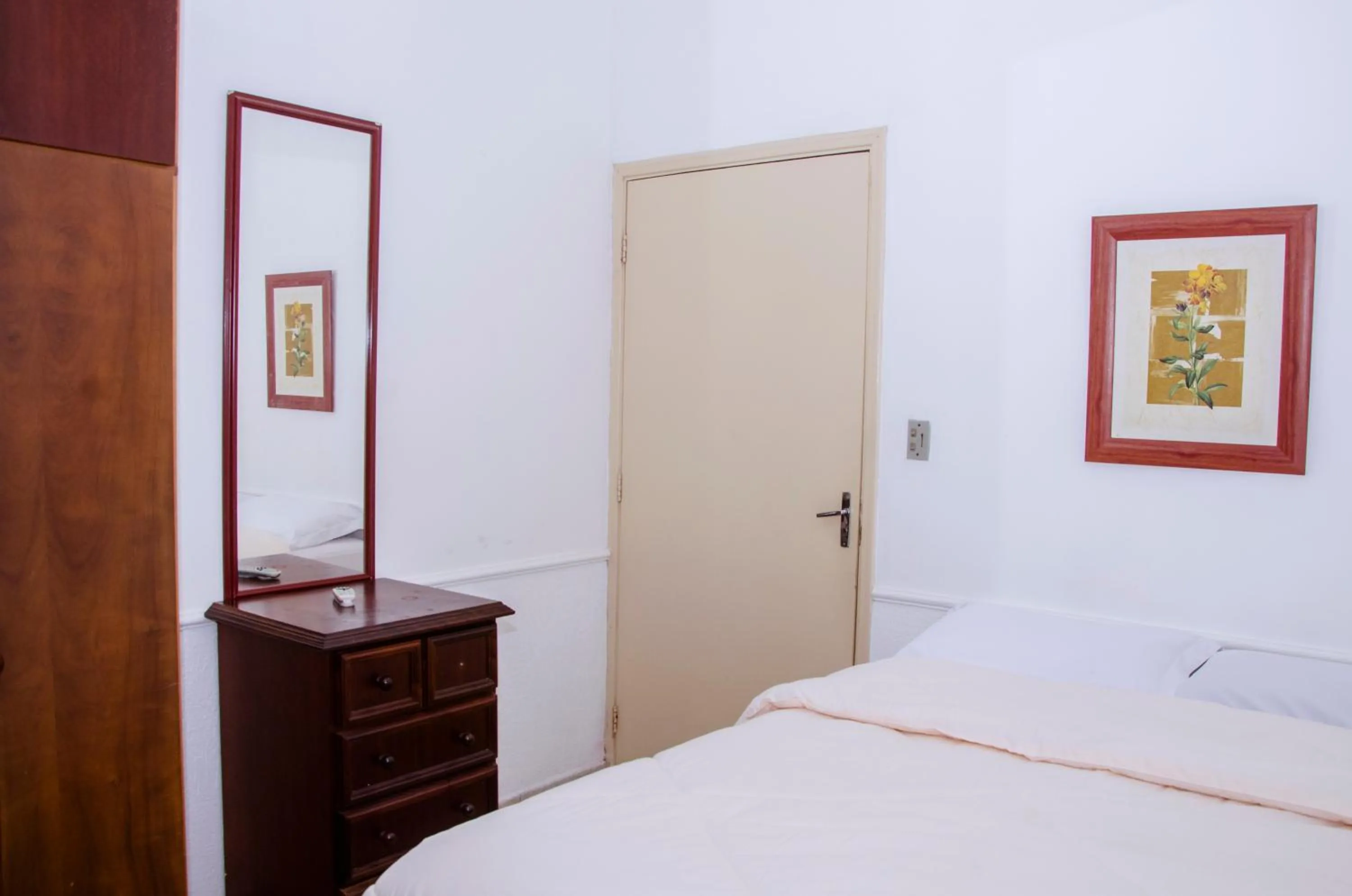 Bed in Hotel Morada do Mar