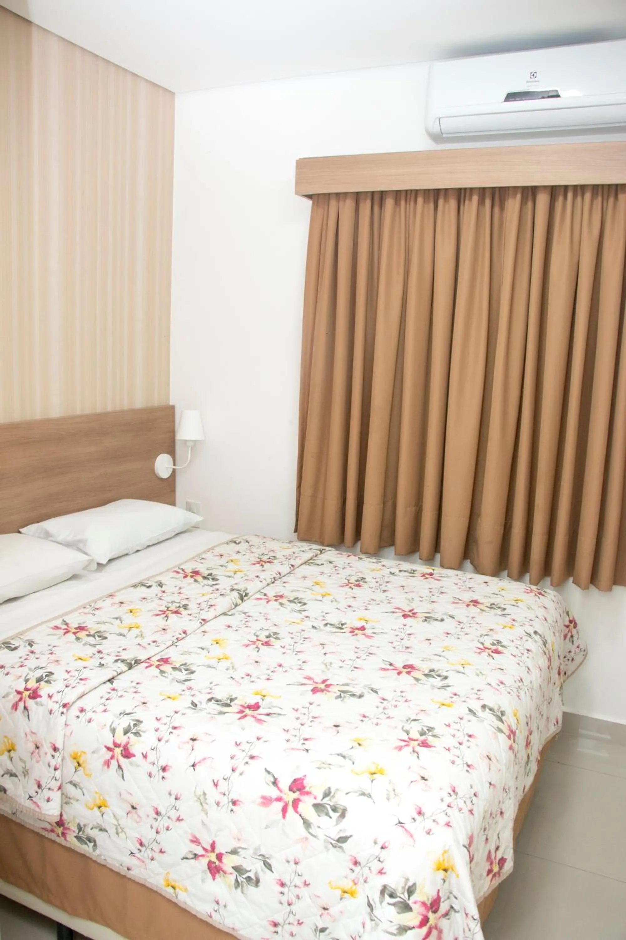 Bed in Hotel Morada do Mar