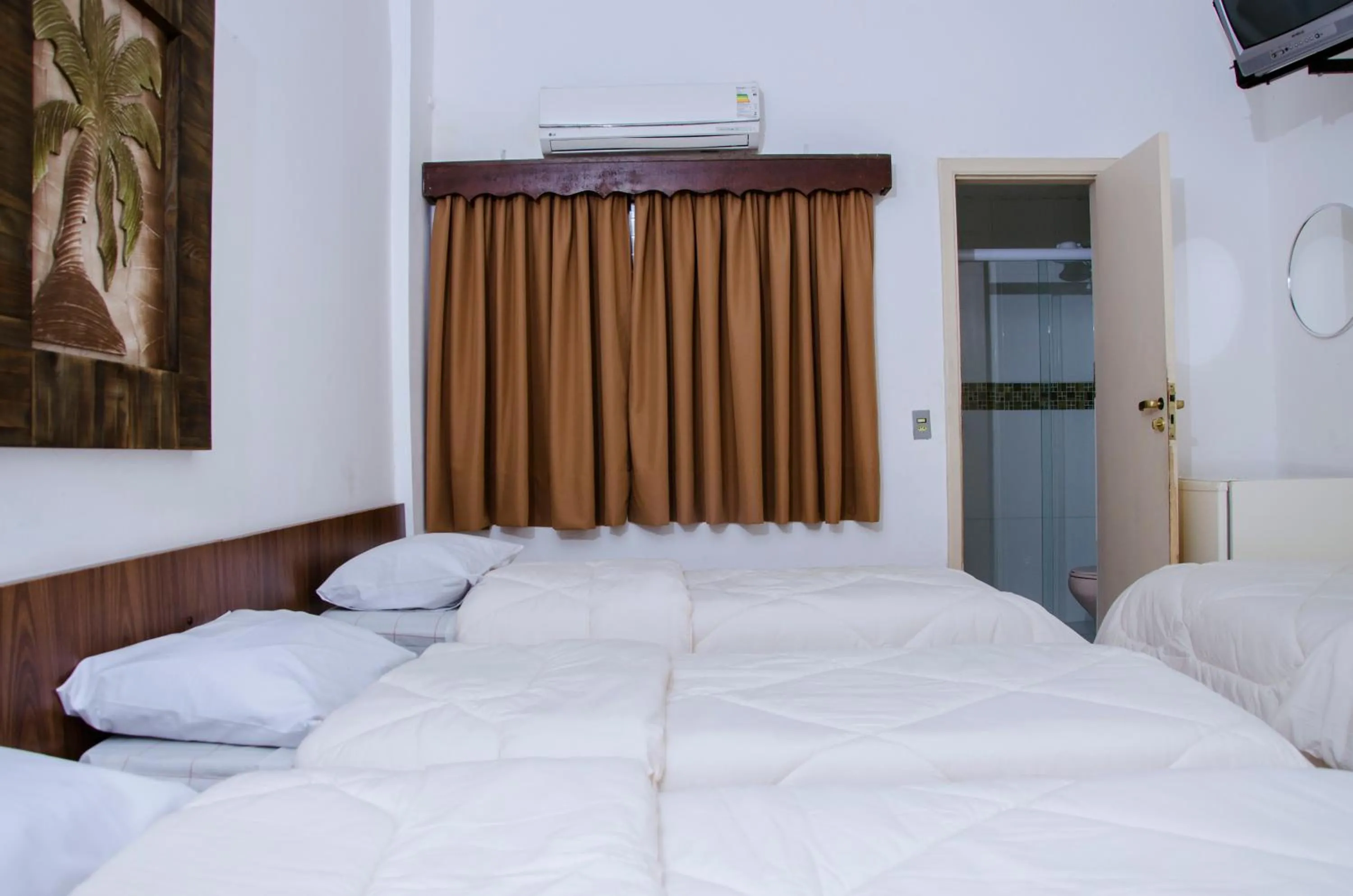 Photo of the whole room, Bed in Hotel Morada do Mar
