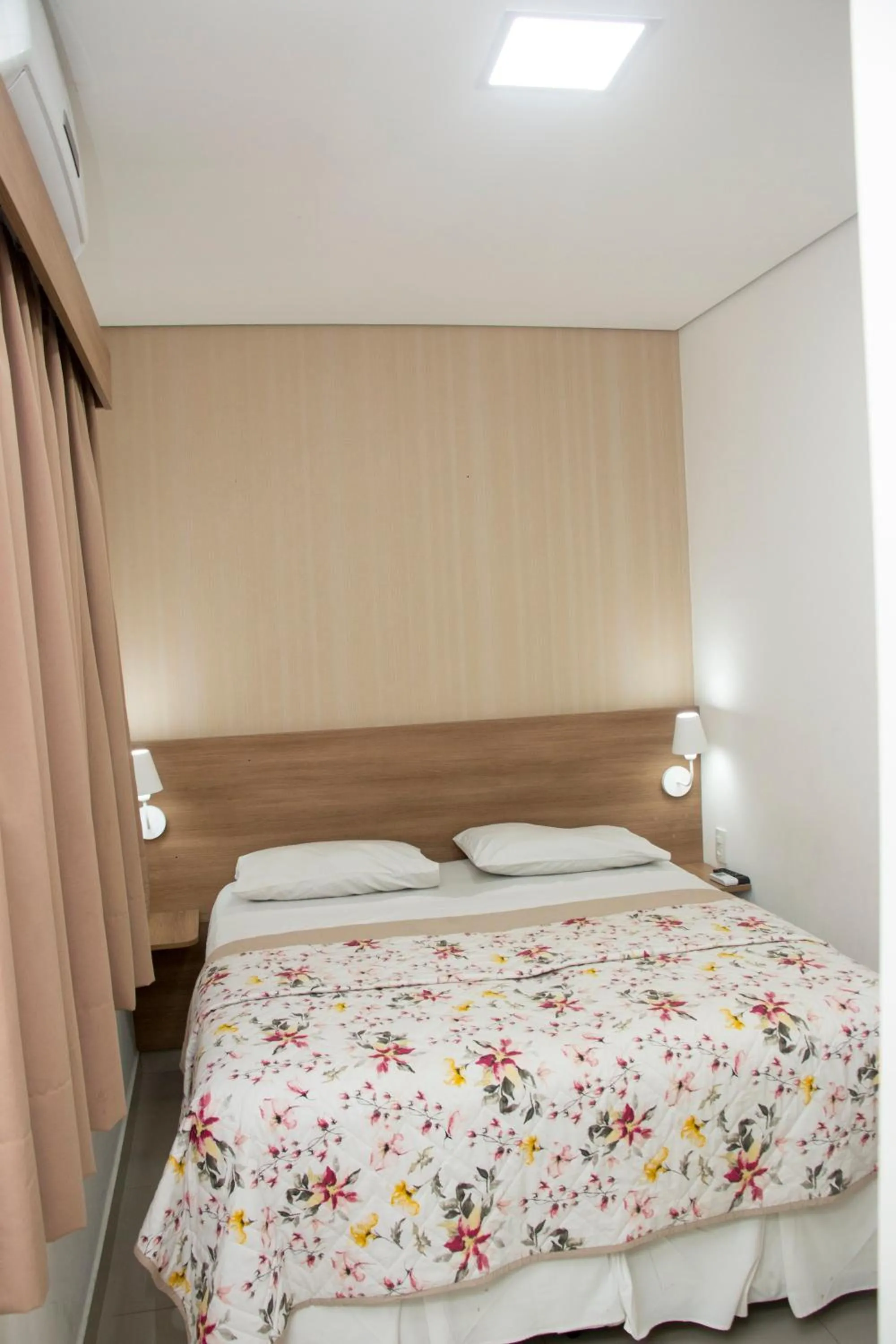 Bed in Hotel Morada do Mar
