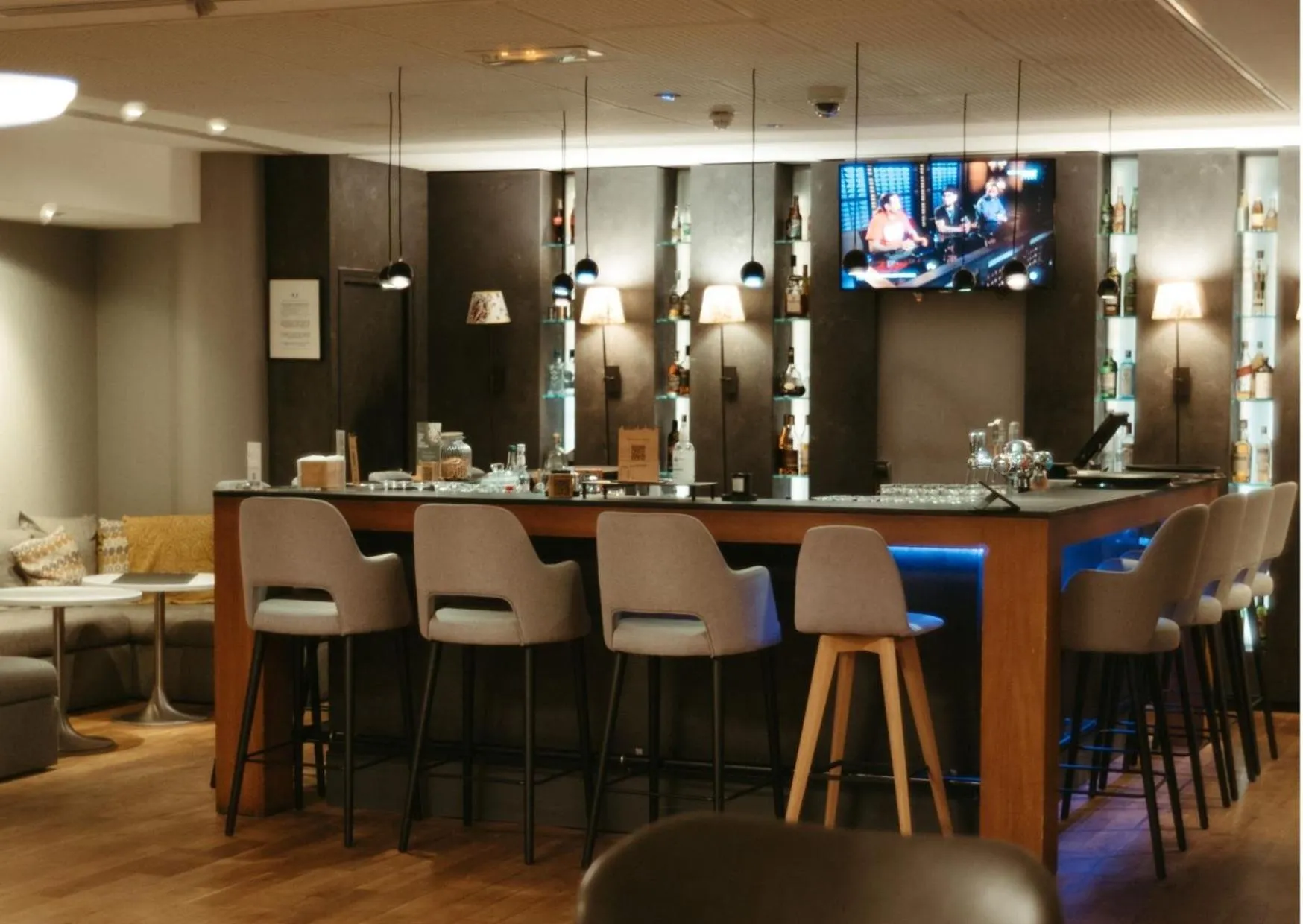 Restaurant/places to eat in Pullman Toulouse