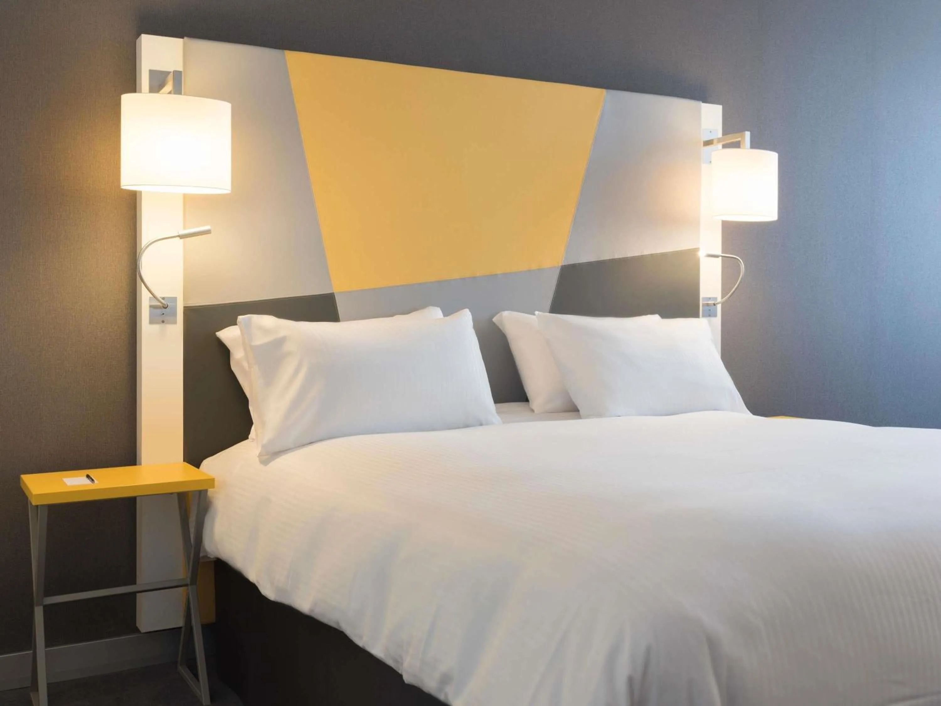 Bedroom, Bed in Pullman Toulouse