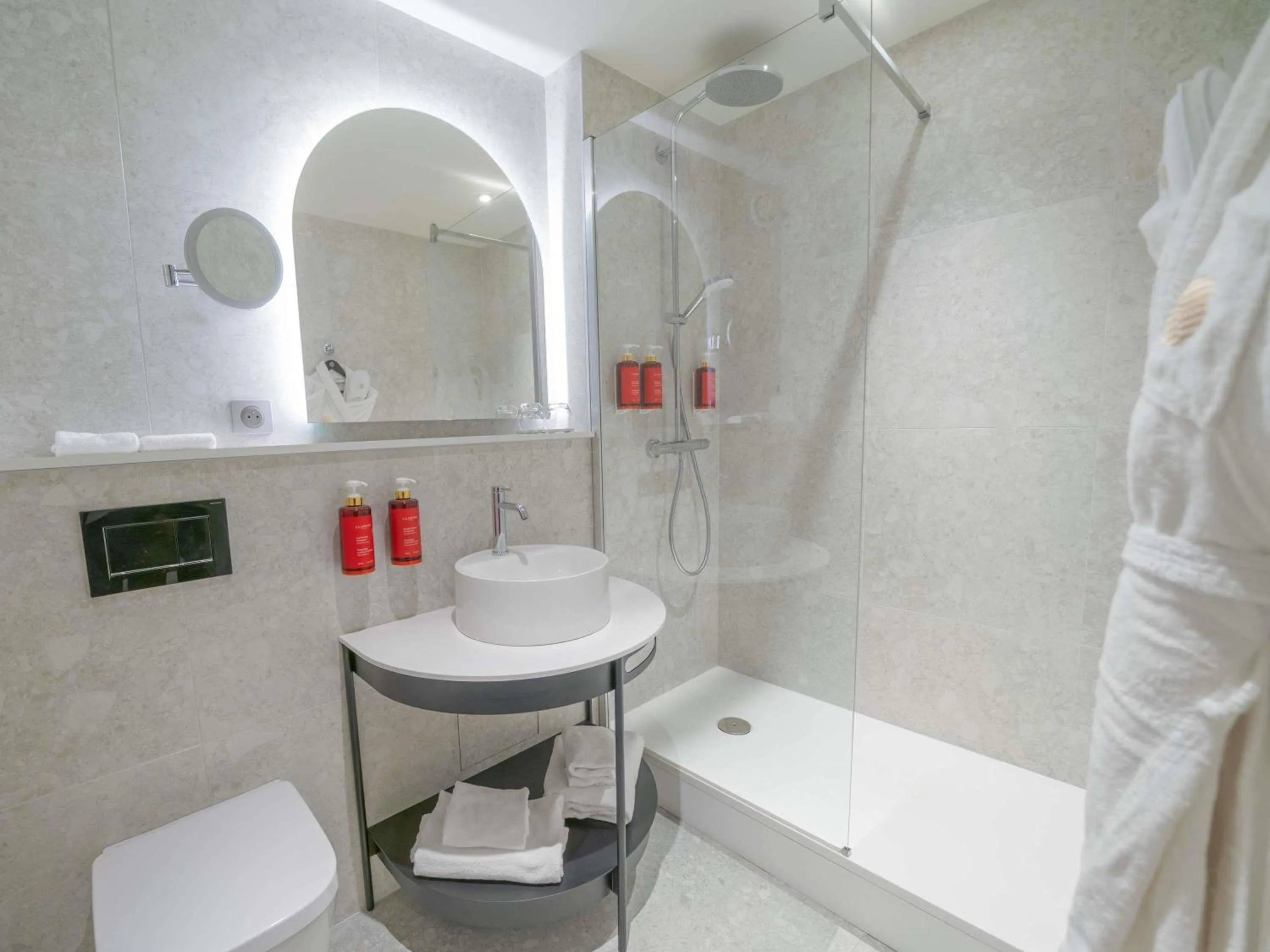 Bedroom in Pullman Toulouse