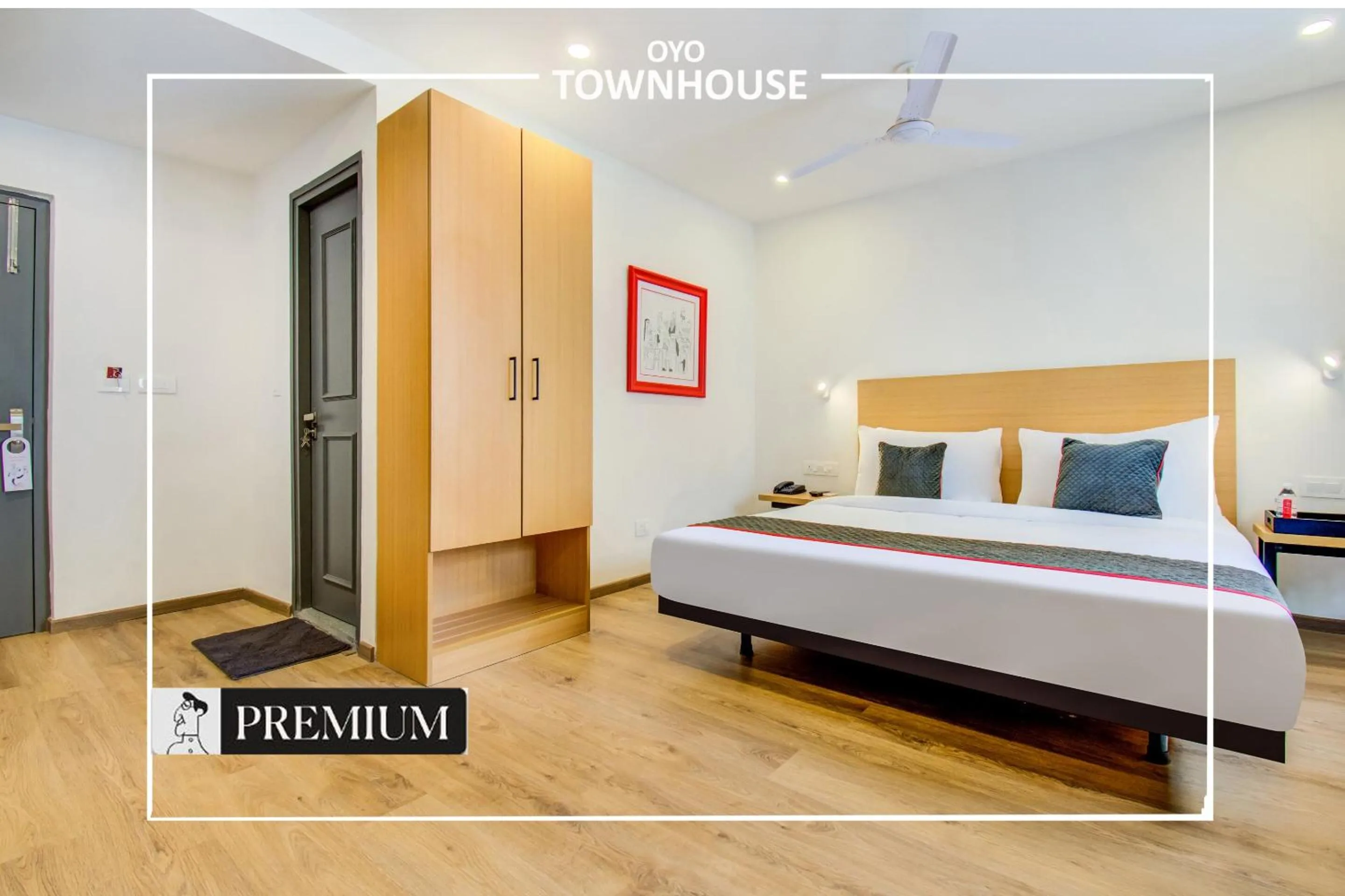 Bedroom, Bed in Townhouse Netaji Road