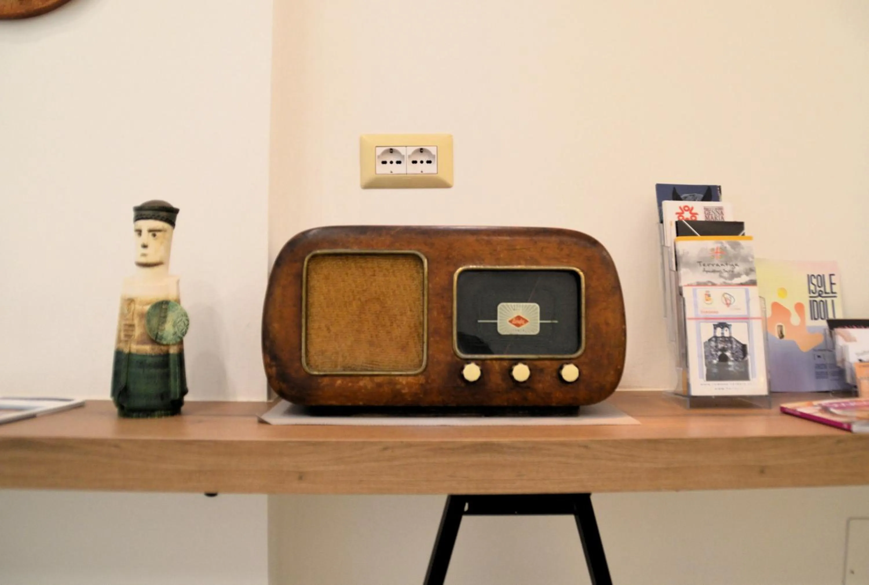 Communal lounge/ TV room in La Locanda d'Oro