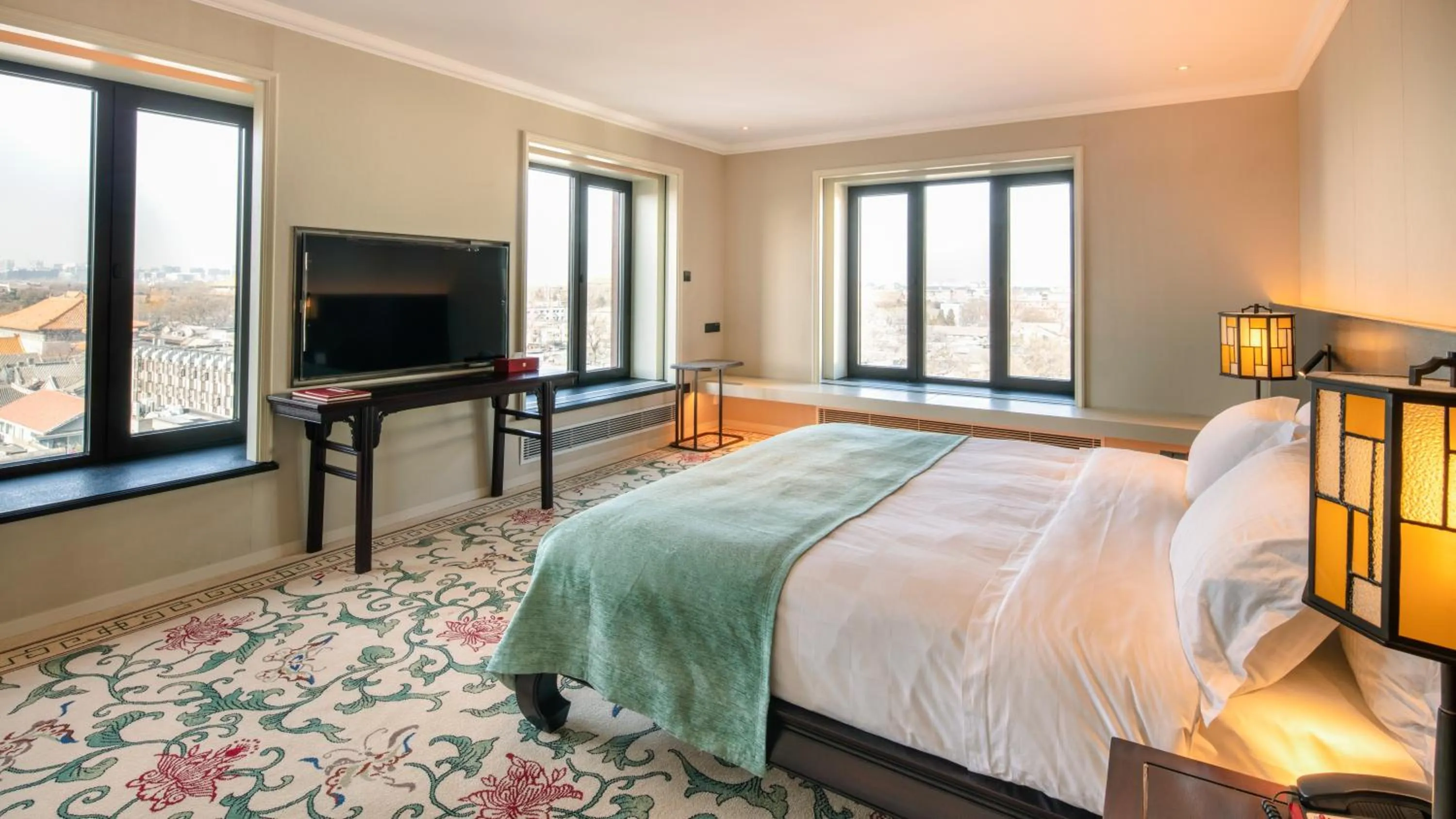 Bedroom, Bed in Grand Hotel Beijing Forbidden City