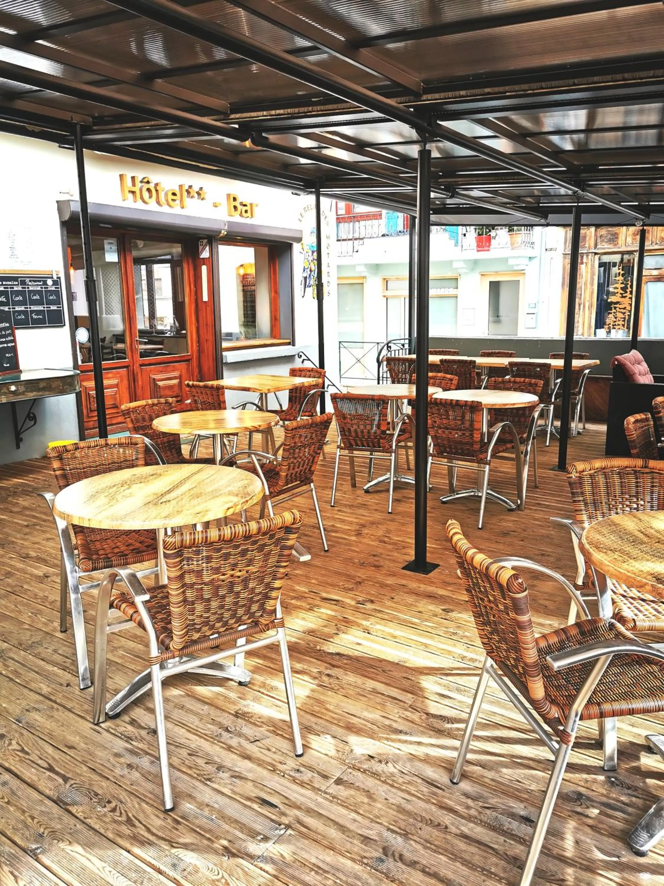 Hôtel Restaurant Angival - Chambres et Appartement