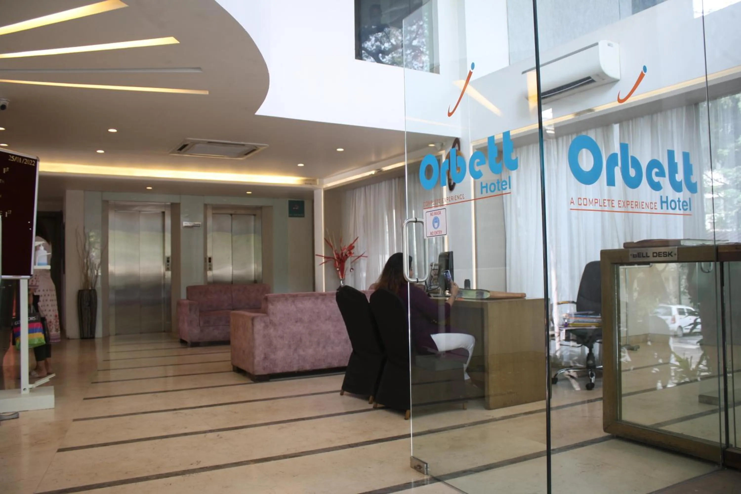 Lobby or reception in Orbett Hotel