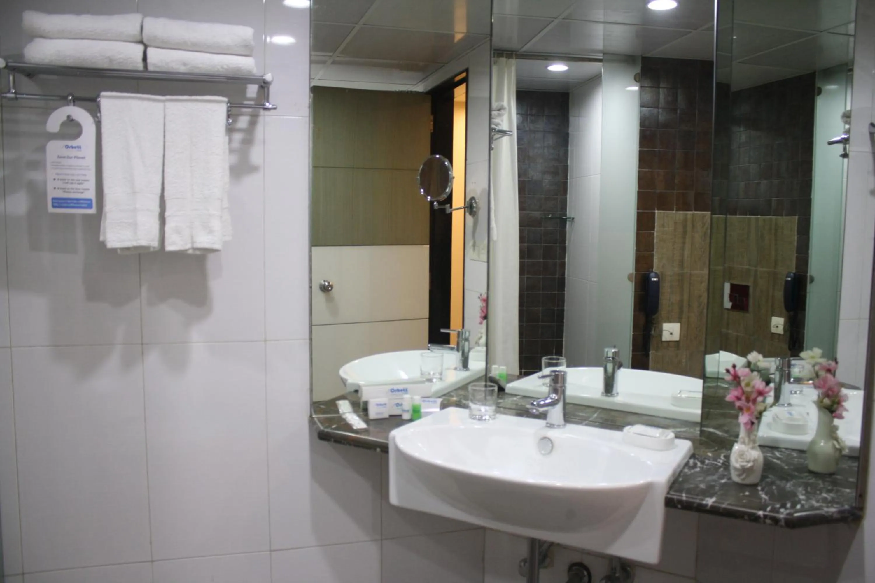 Bathroom in Orbett Hotel