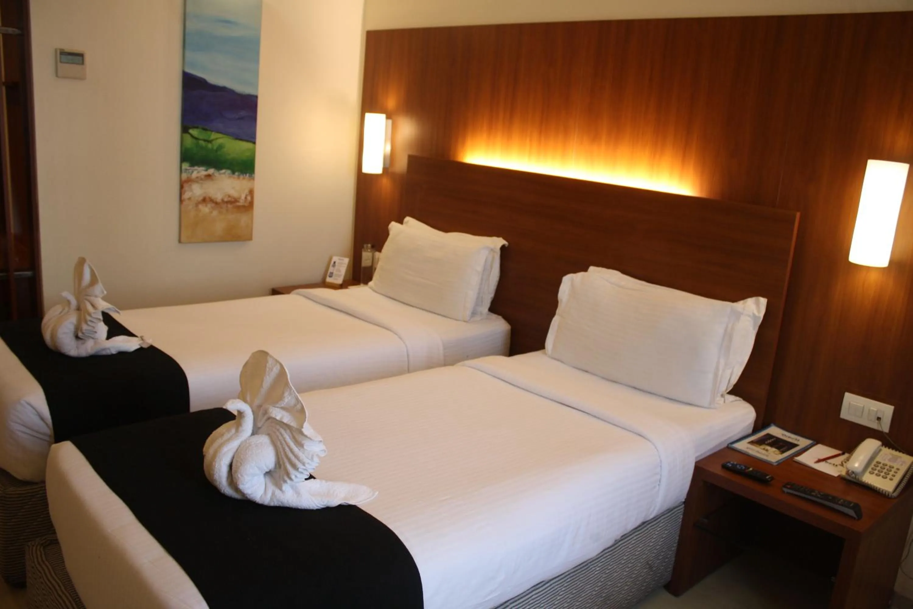 Bedroom in Orbett Hotel