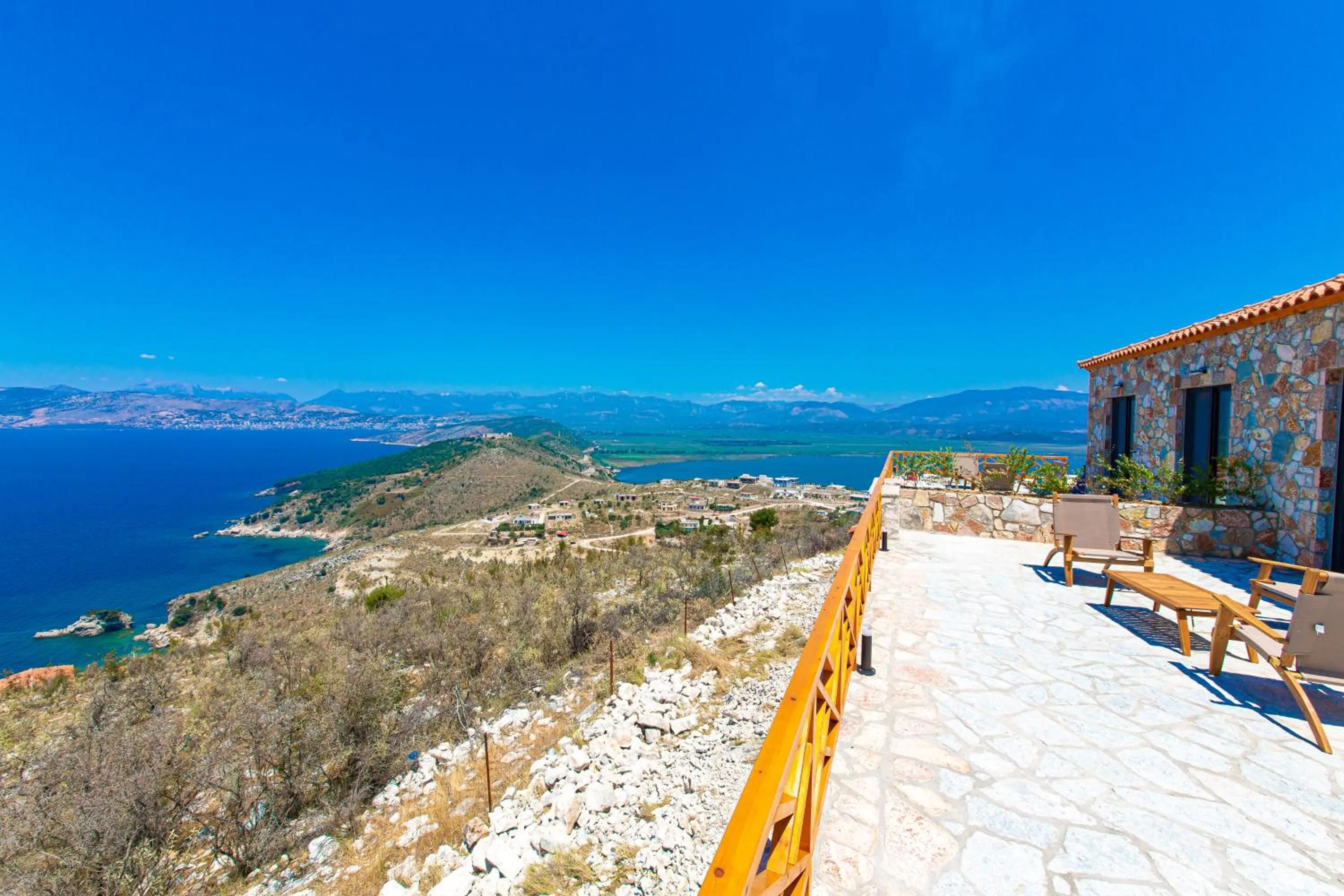 Balcony/Terrace in Santa Oliva Suites