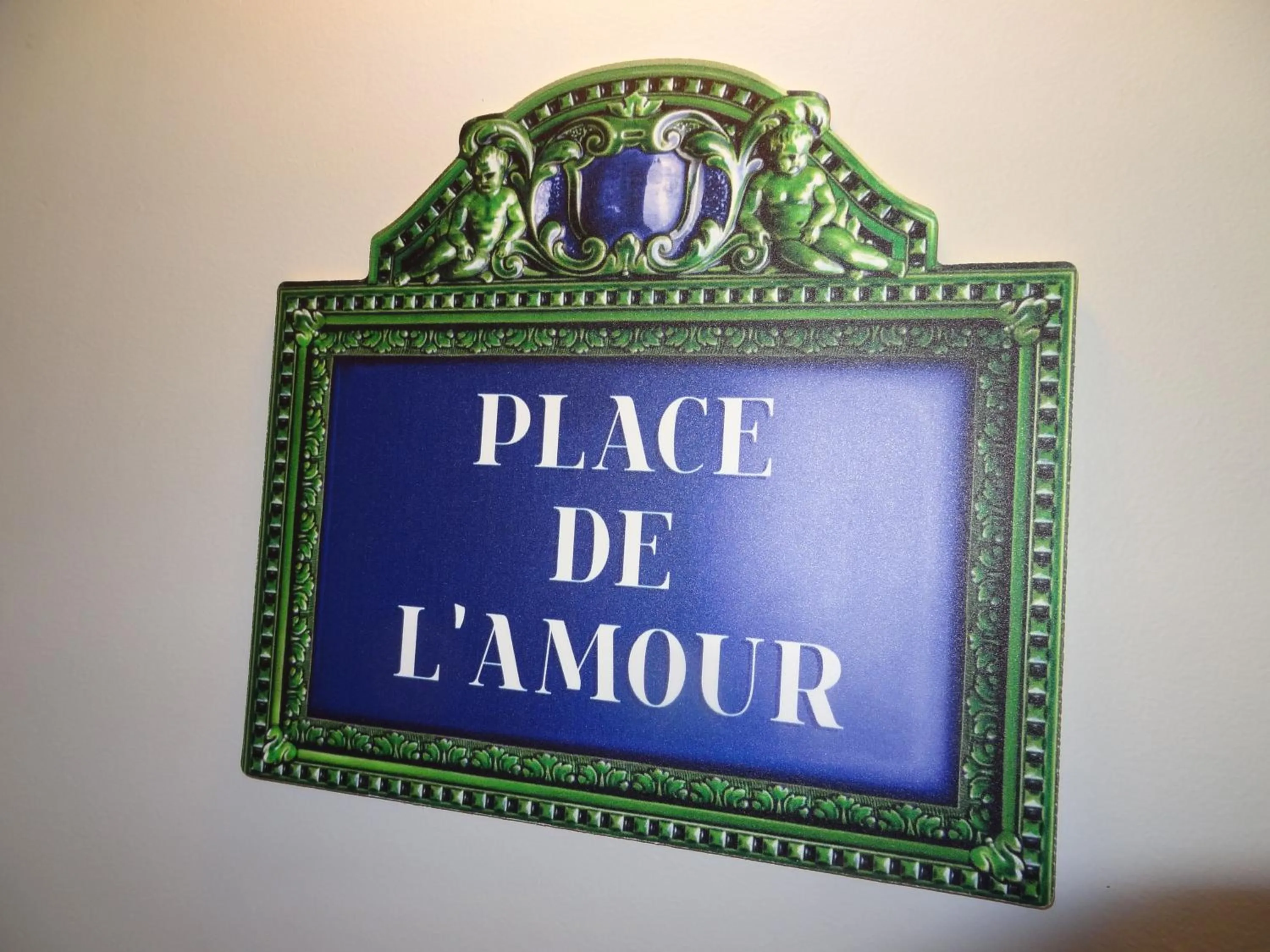 Decorative detail in Amélie Hotel